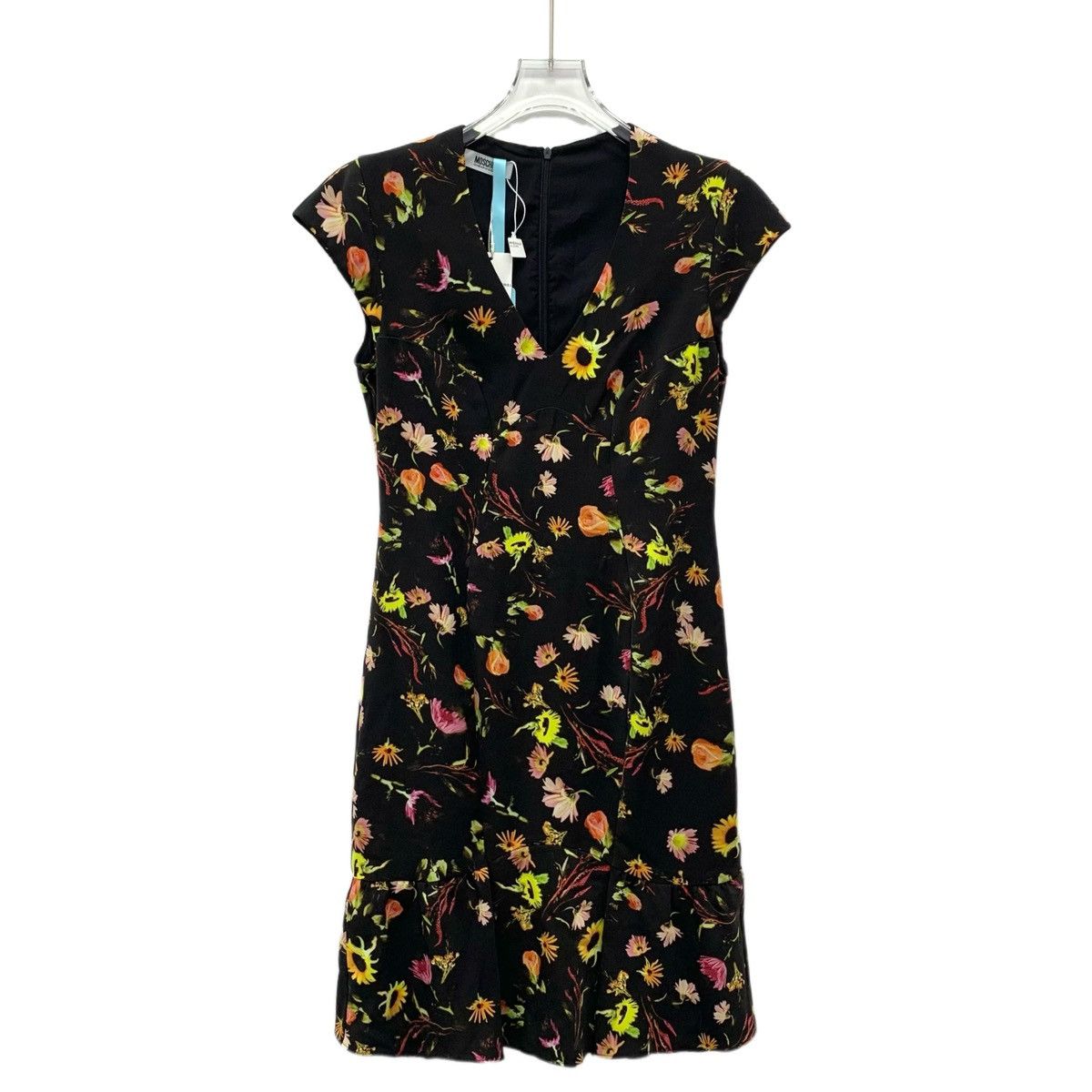 Moschino Moschino All-over Print V-neck Short Sleeve Dress K26WX Size S / US 4 / IT 40 - 1 Thumbnail