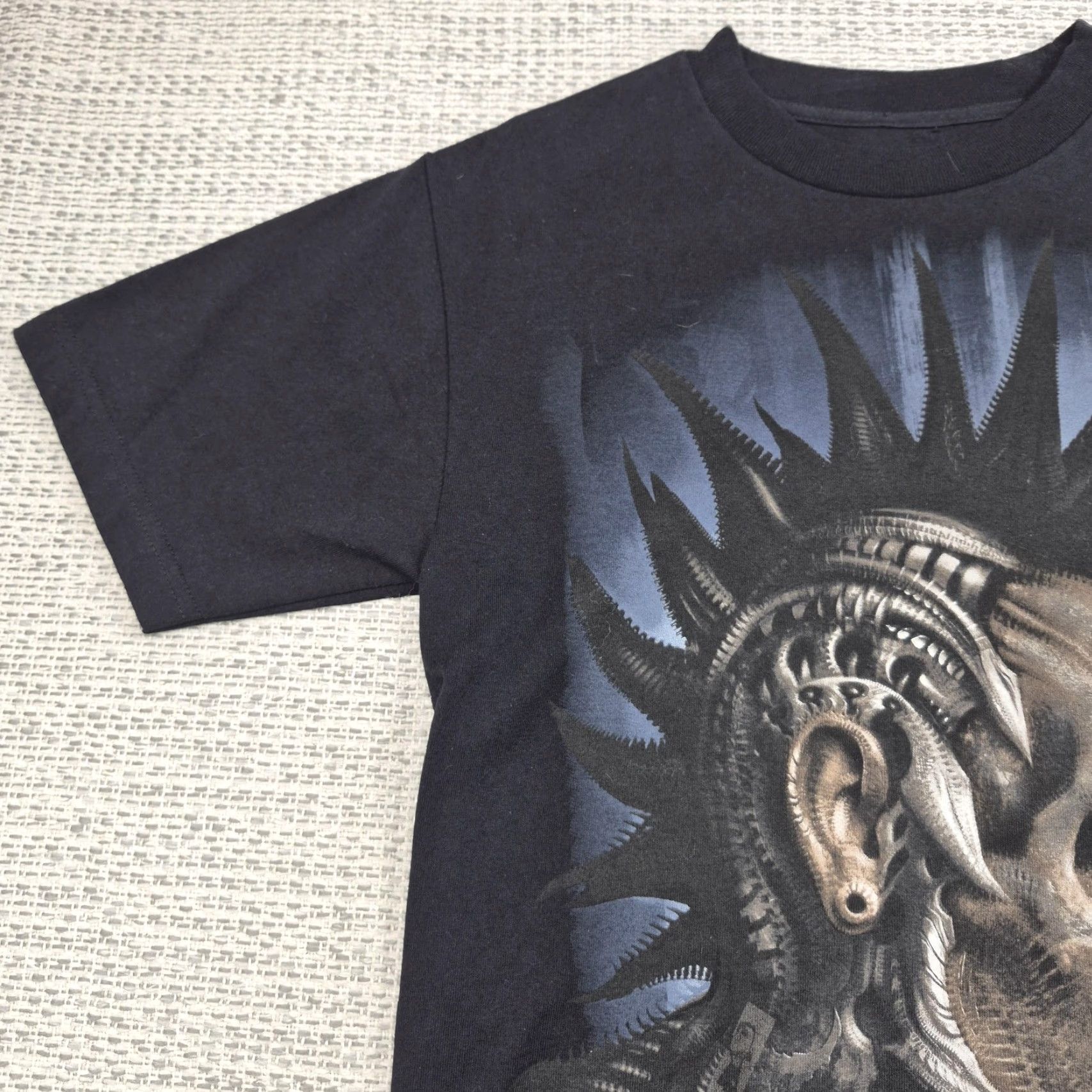 Vintage Sullen Art Collective Roman Abrego Shirt Mens Small Black Skull Tattoo Graphic Crew Neck Short Sleeve T-Shirt Size US S / EU 44-46 / 1 - 5 Thumbnail