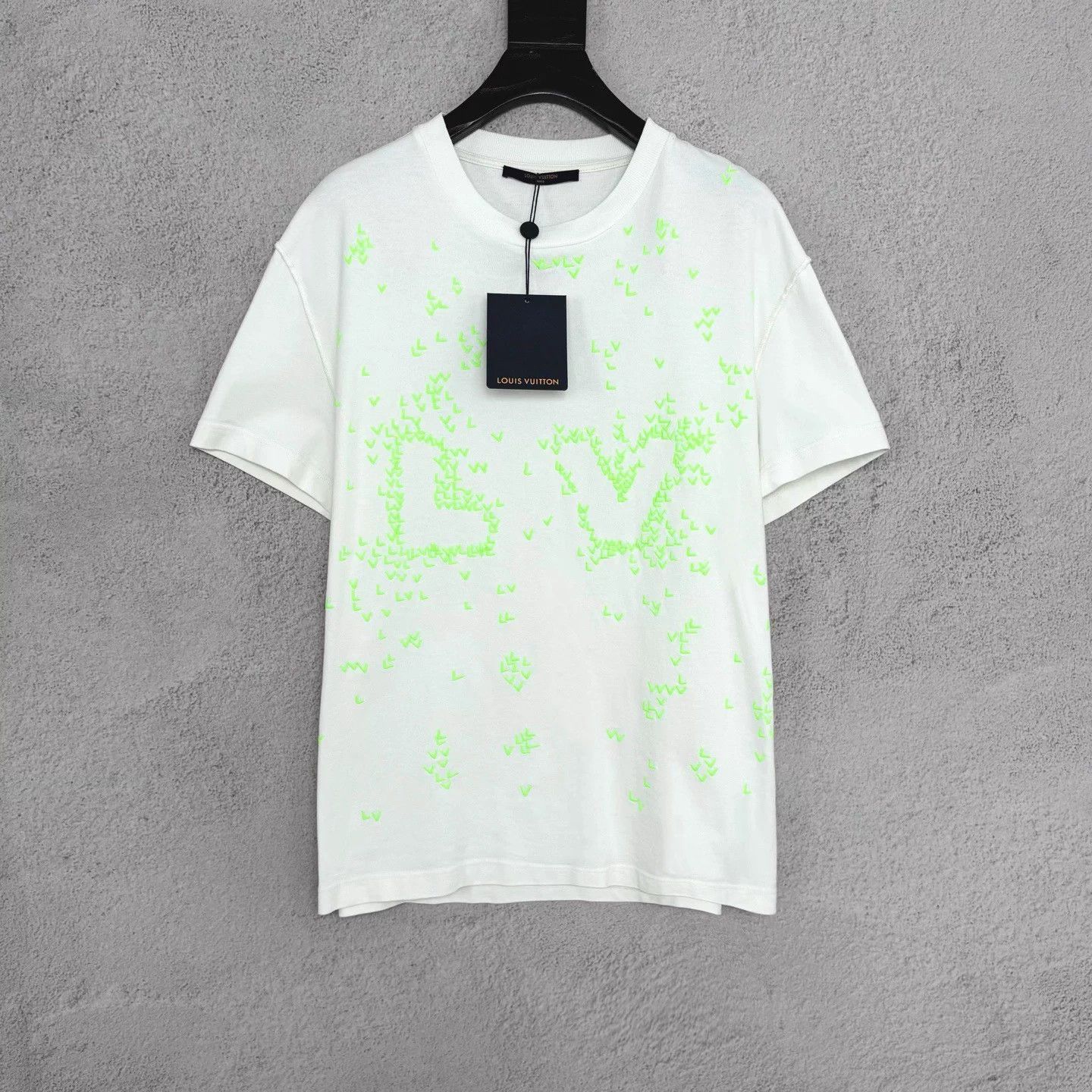LV SS22 Spread Logo Airplane Embro Crew Short Tee M