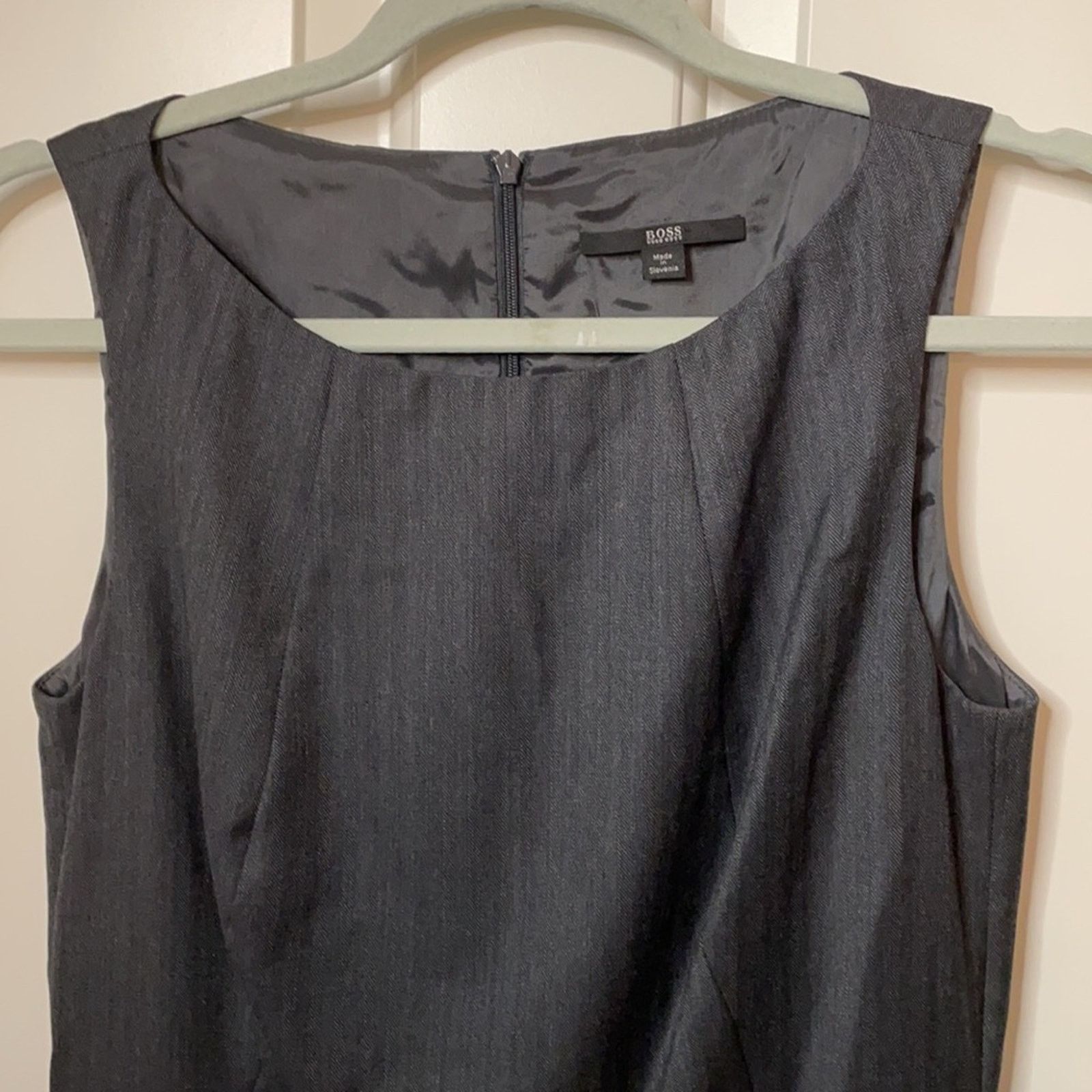 Hugo Boss BOSS Hugo Boss sleeveless dress size 4 Size S / US 4 / IT 40 - 5 Thumbnail