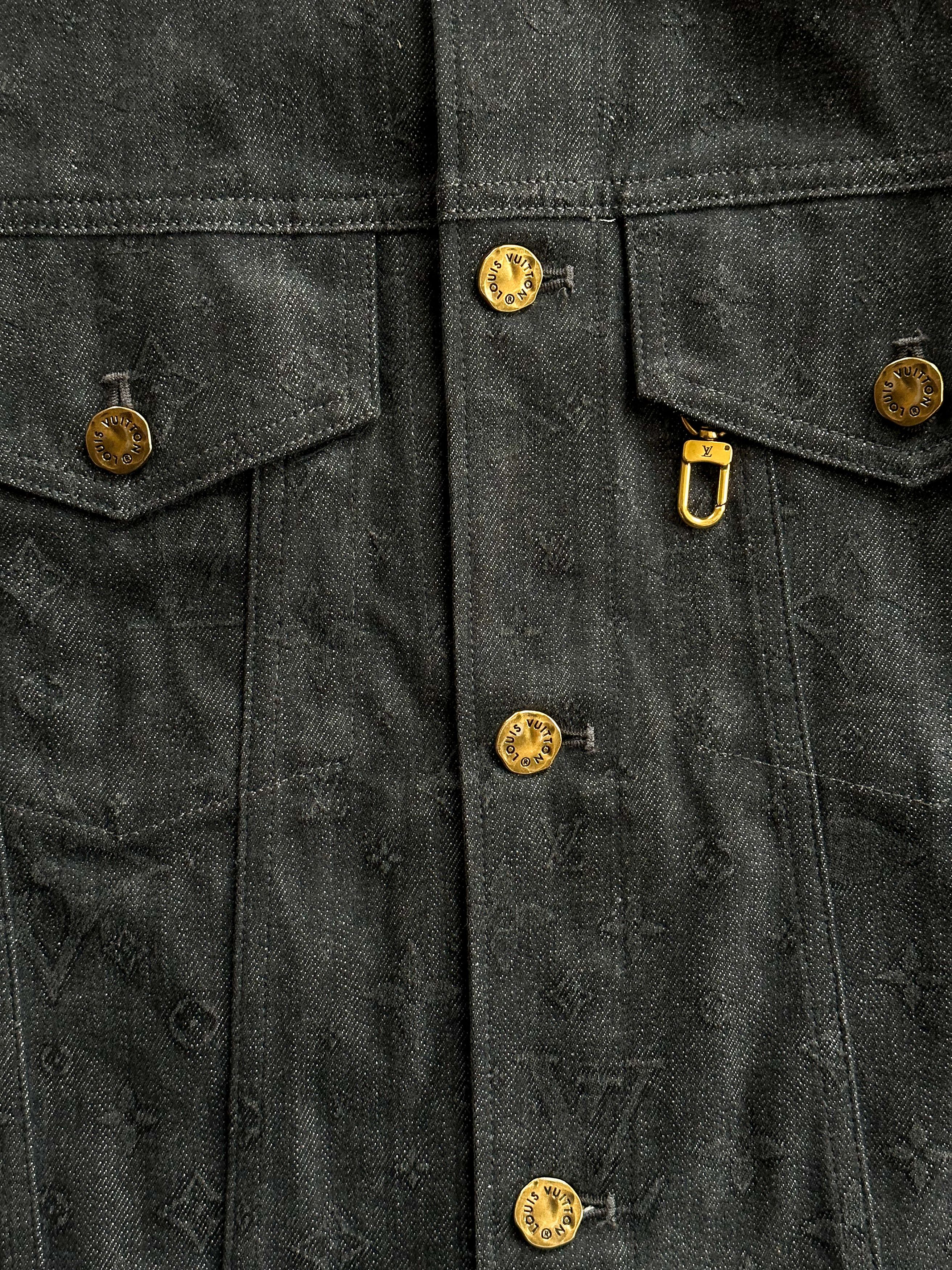 Louis Vuitton Louis Vuitton Black DNA Monogram Denim Jacket Size US L / EU 52-54 / 3 - 3 Thumbnail