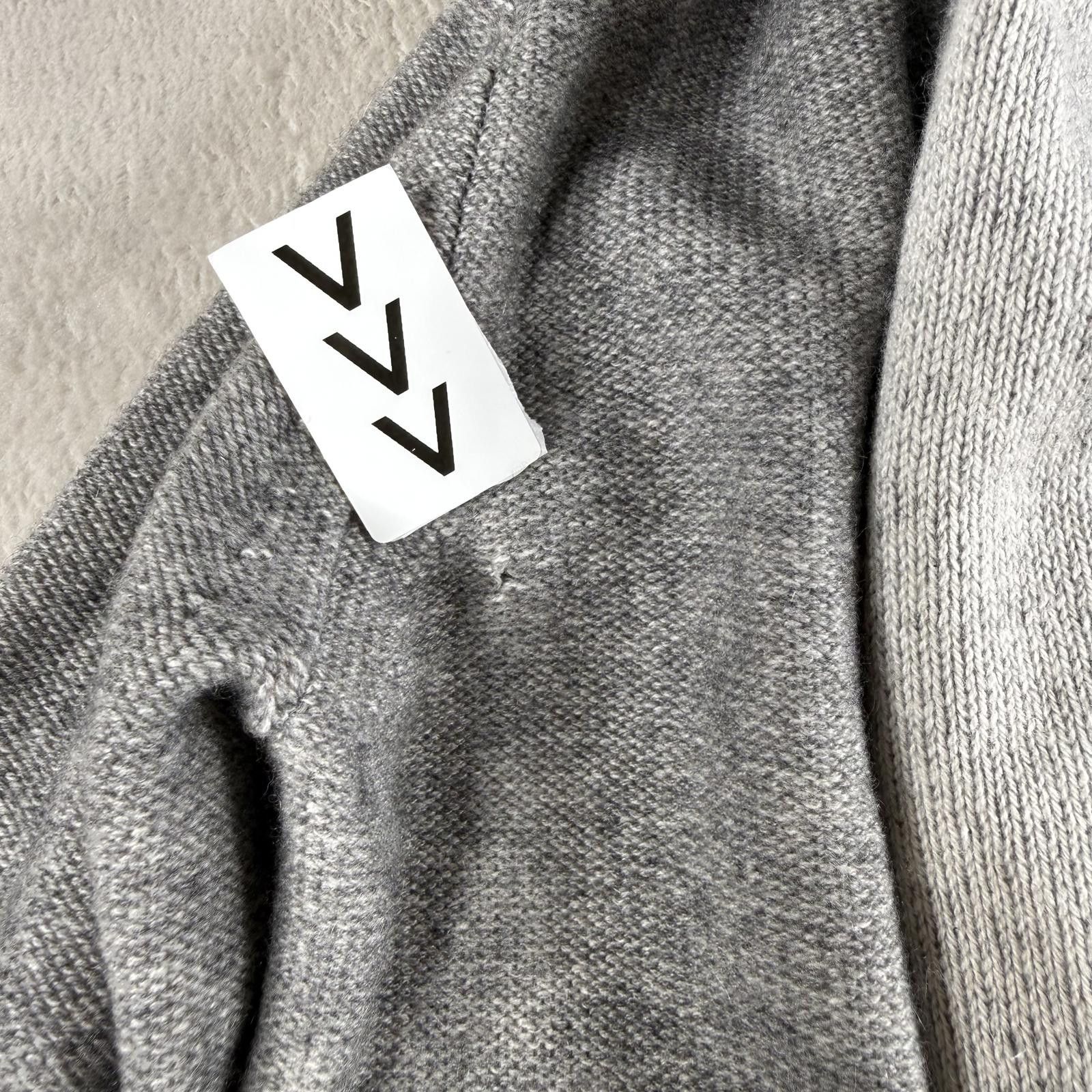 Aritzia Babaton Cardigan Women's XXS Grey Wool & Cashmere Size XXS / US 00 / IT 34 - 4 Thumbnail