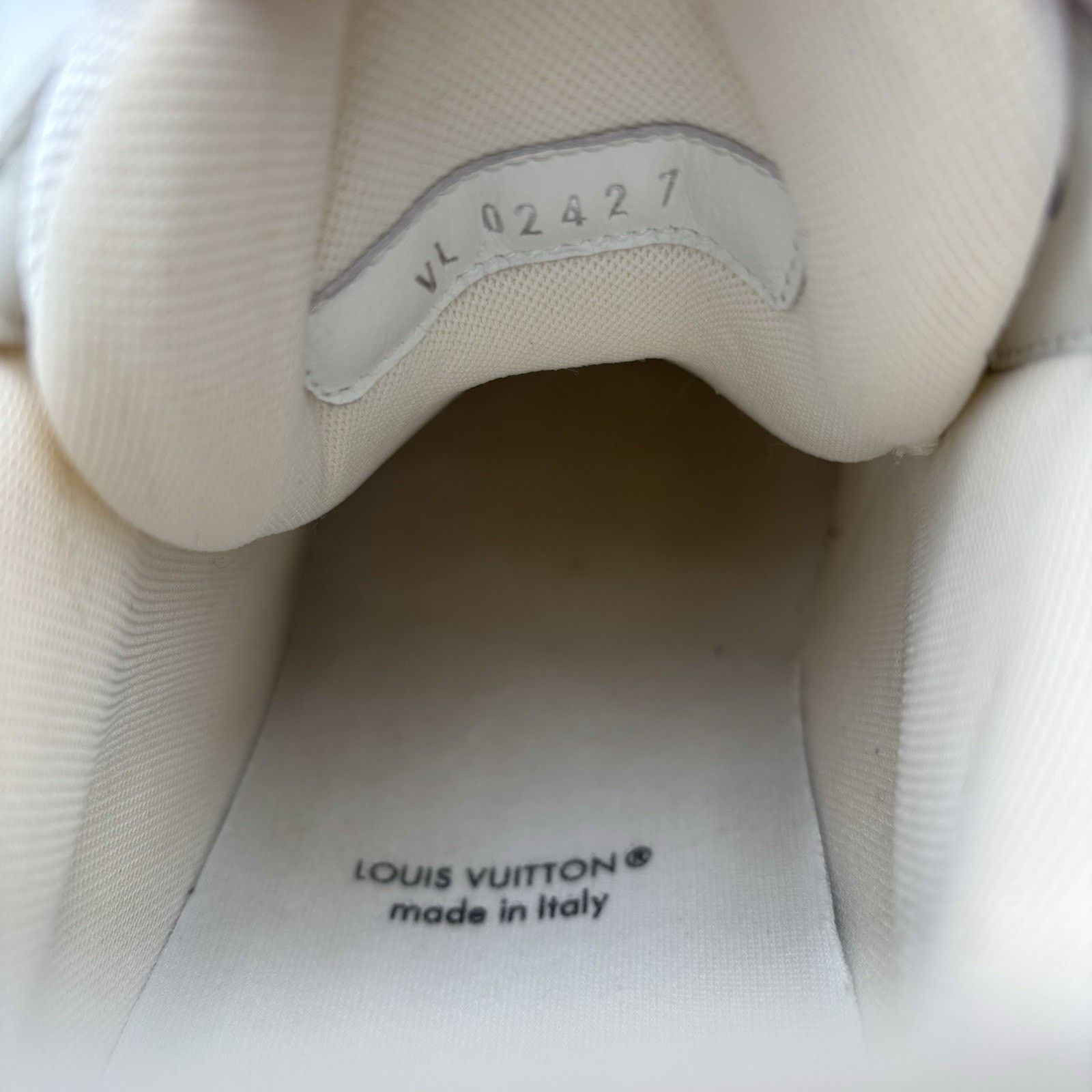 Louis Vuitton Louis Vuitton Trainer ' White ' | EXCELLENT CONDITION! Size US 8.5 / EU 41-42 - 22 Thumbnail