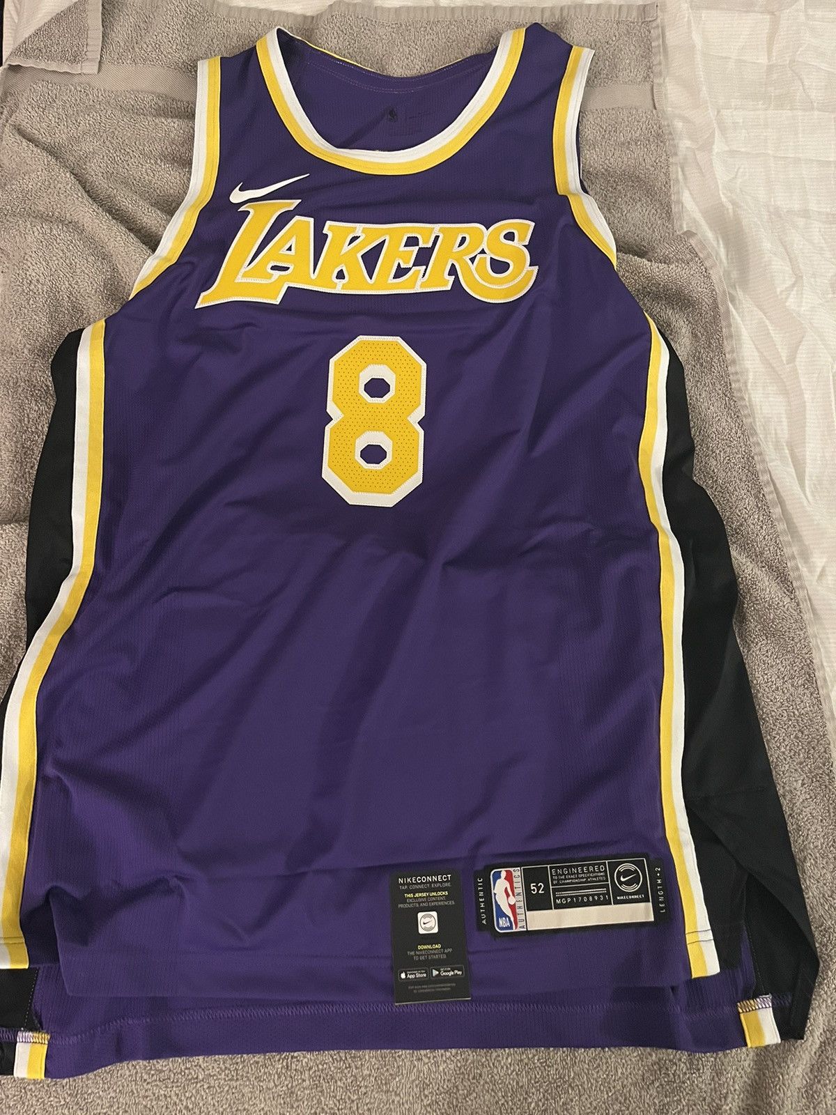 Nike Nike Kobe Bryant Los Angeles Lakers Statement Edition Jersey Size US L / EU 52-54 / 3 - 10 Thumbnail