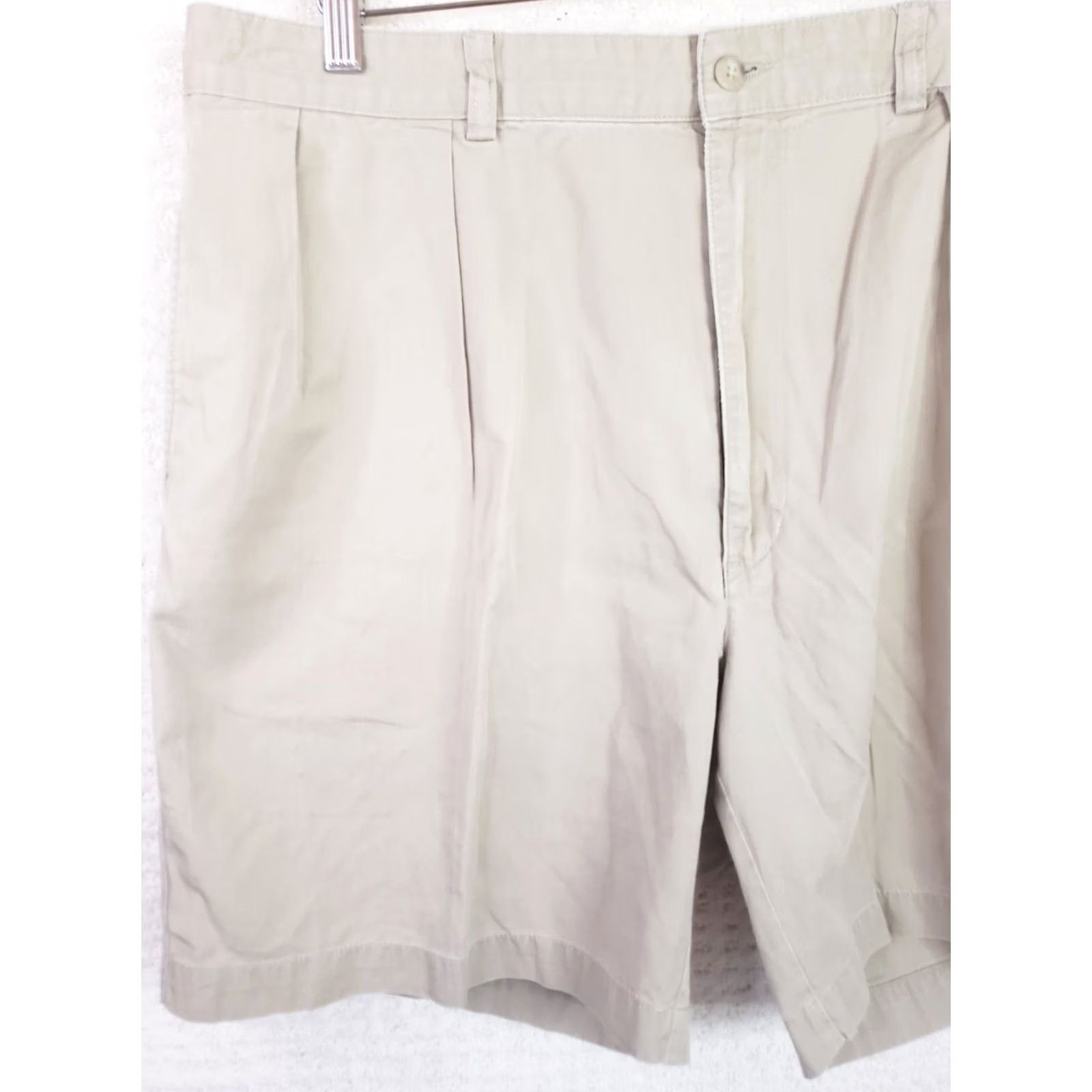 Ralph Lauren Polo Golf Ralph Lauren Chino Shorts Mens 38x8 Beige Cotton Pleated Zip Closure Regular Fit Shortsevent Casual Mens Size US M / EU 48-50 / 2 - 2 Thumbnail
