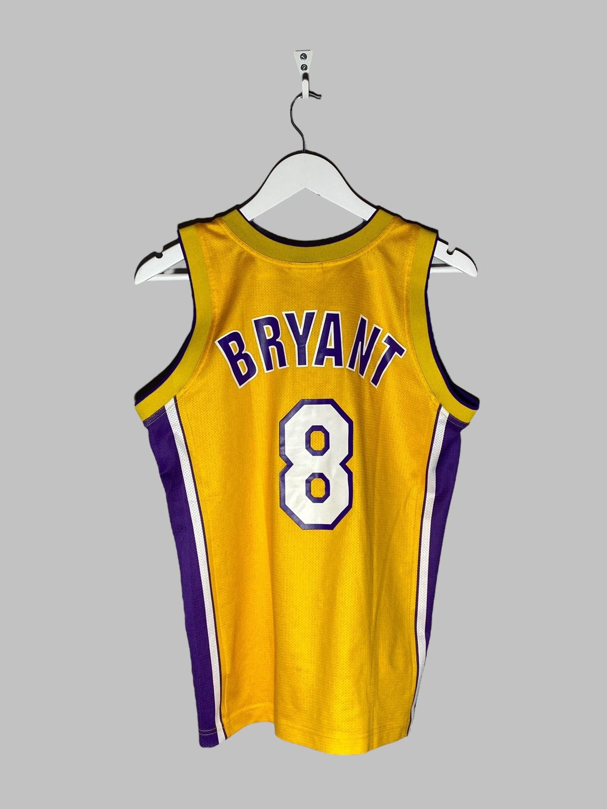 Champion × NBA × Vintage Vintage L.A Lakers #8 Bryant Champion NBA Jersey Youth L 152 Size US S / EU 44-46 / 1 - 2 Thumbnail