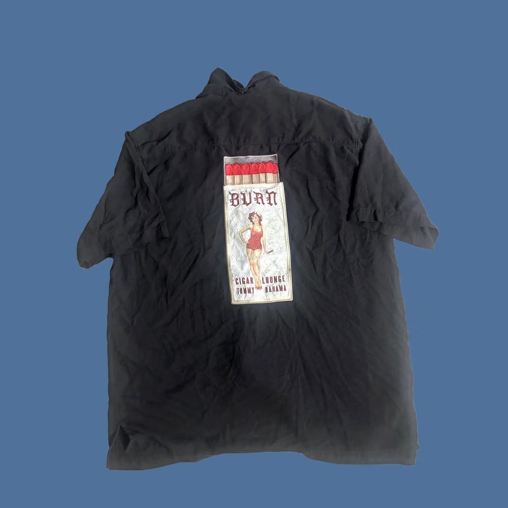 Tommy Bahama VINTAGE Tommy Bahama Shirt Mens Medium Black Silk Cigar Lounge Pin-Up Camp Button Front Size US M / EU 48-50 / 2 - 1 Thumbnail