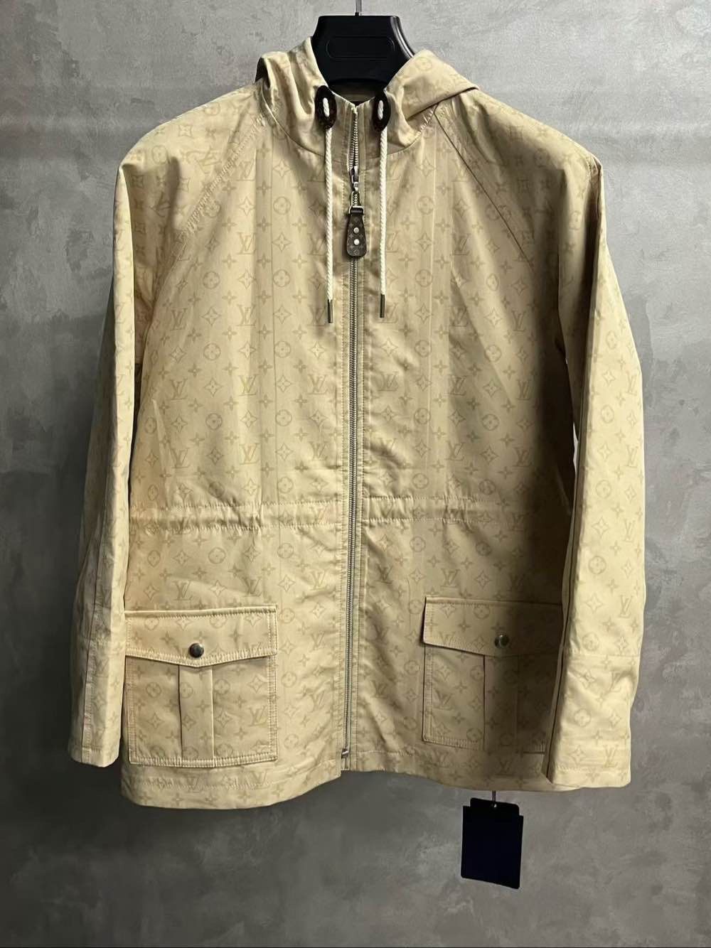 Louis Vuitton Louis Vuitton Monogram Hooded Parka Size 34 Size XS / US 0-2 / IT 36-38 - 1 Thumbnail