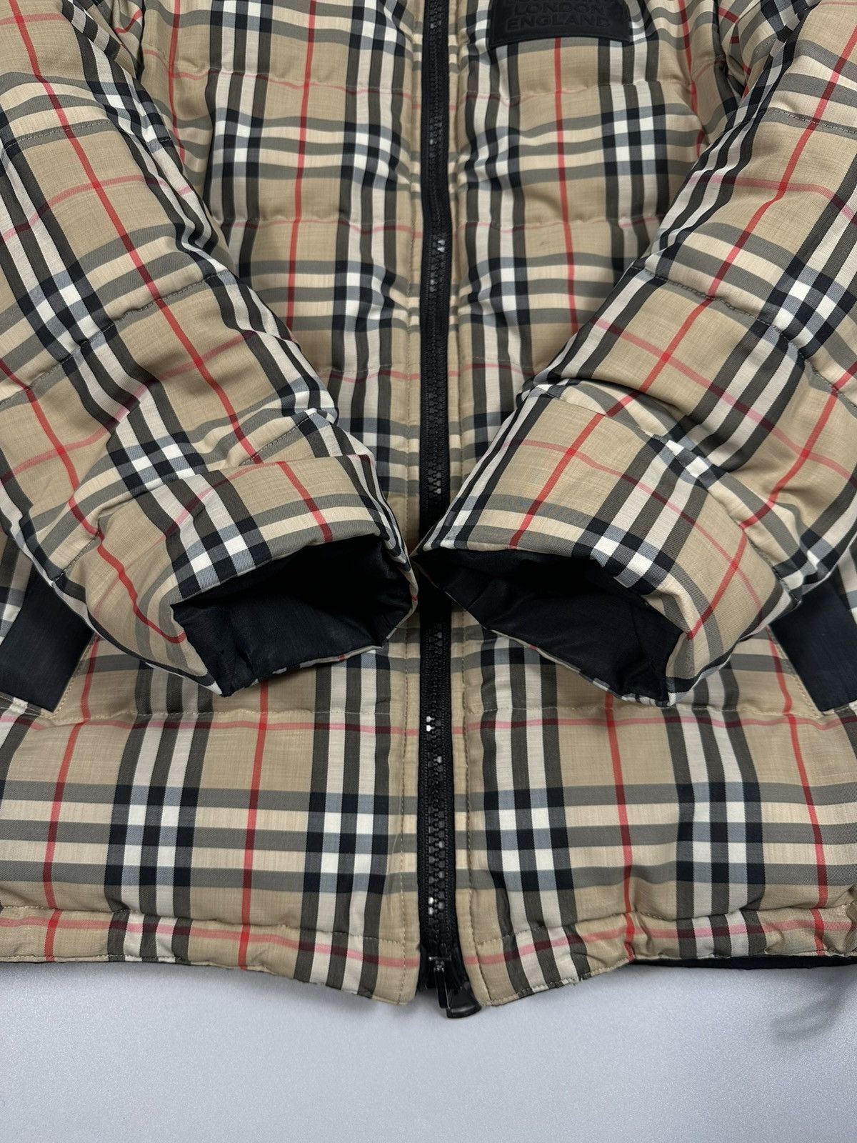 Burberry Burberry Reversible Nova Check Down Puffer Jacket Size US S / EU 44-46 / 1 - 7 Thumbnail