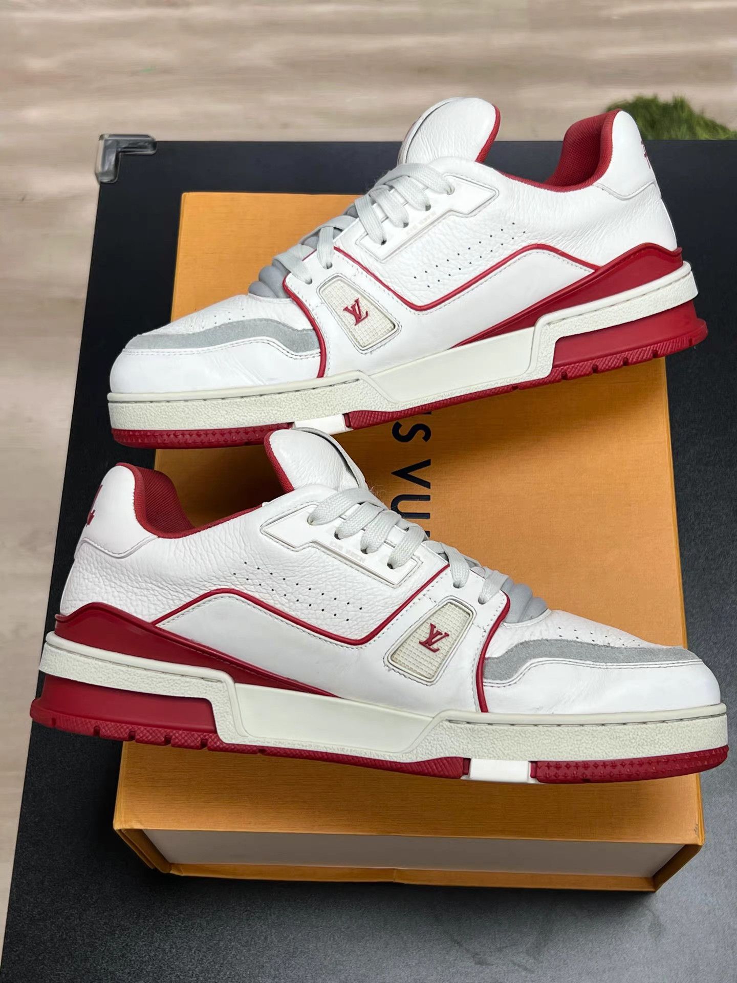 Louis Vuitton LV TRAINER White & Red Sneakers K15 Size US 8 / EU 41 - 6 Thumbnail