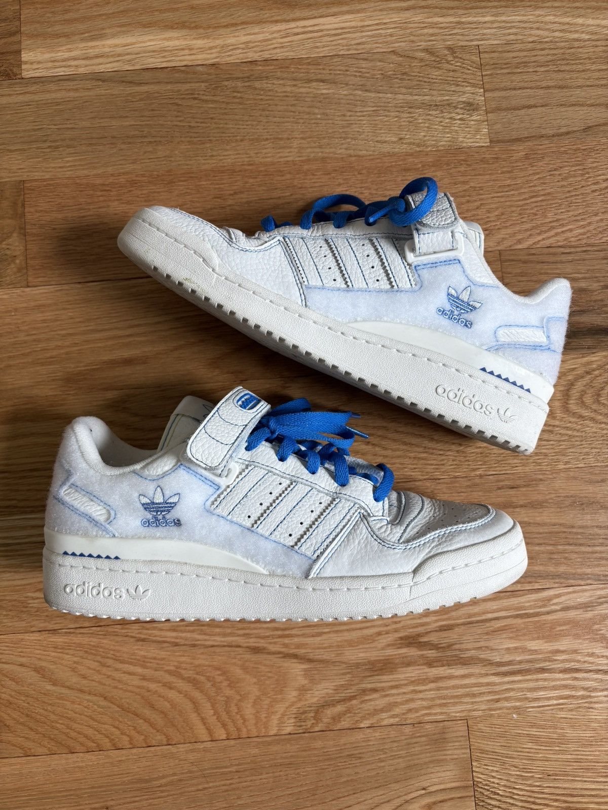 Size 10 - adidas Forum 84 Low Off White Blue Bird GX1018