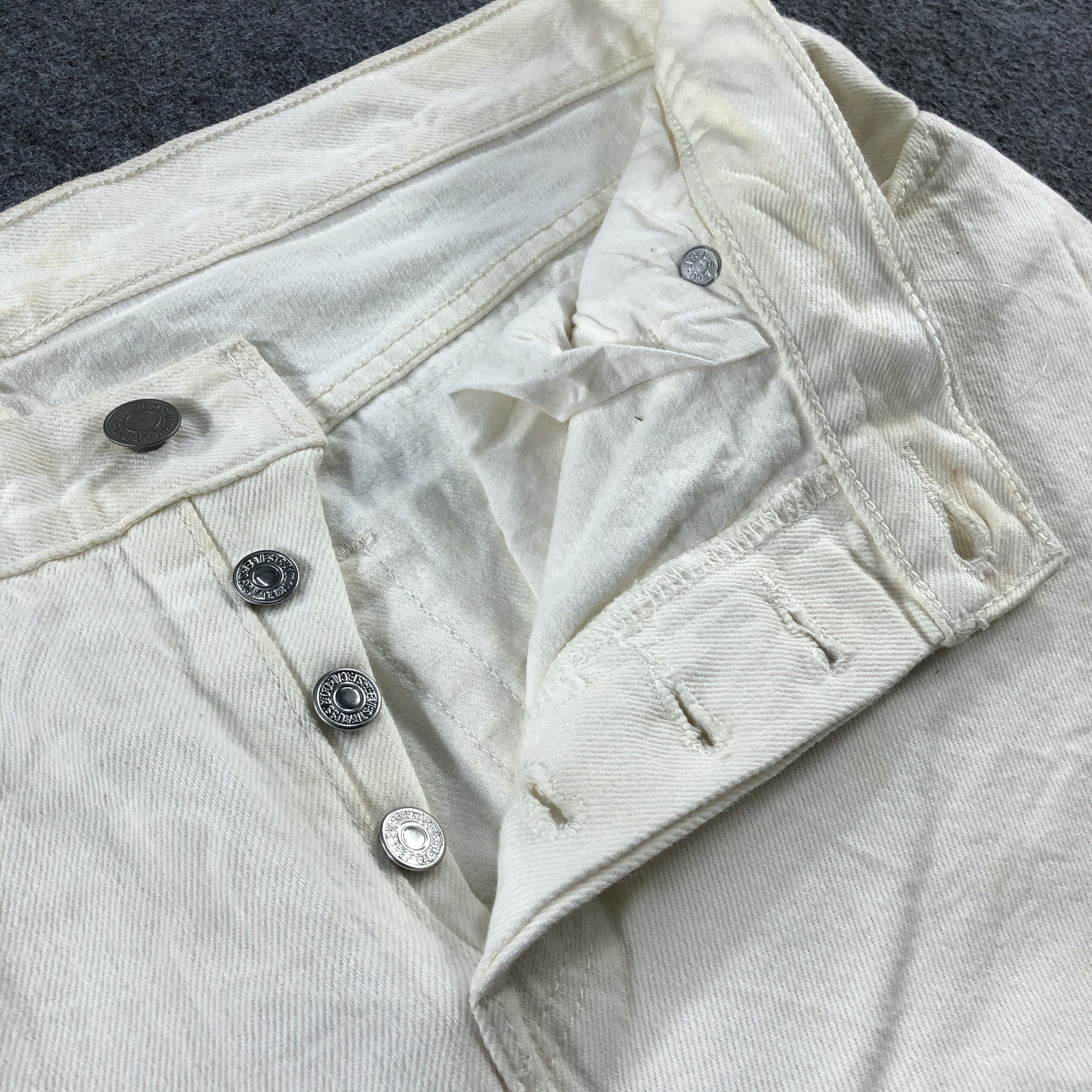 Levi's Vintage Light Wash Levis 501 Jeans-J2498 Size US 35 - 9 Thumbnail