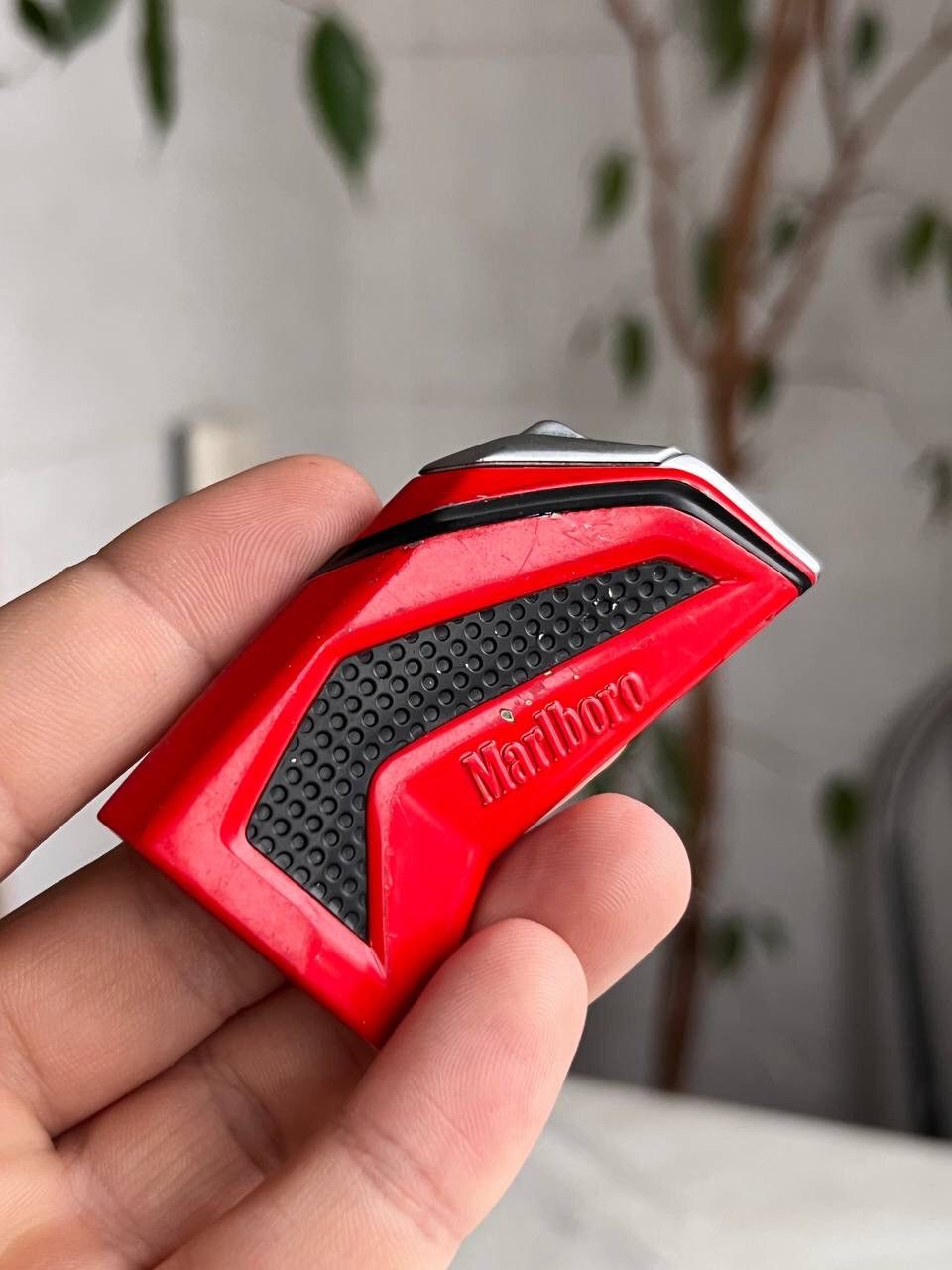 Marlboro × Vintage Y2K ELEGANCE MARLBORO GEOMETRIC METAL PUNK ROCK LIGHTER Size ONE SIZE - 2 Thumbnail