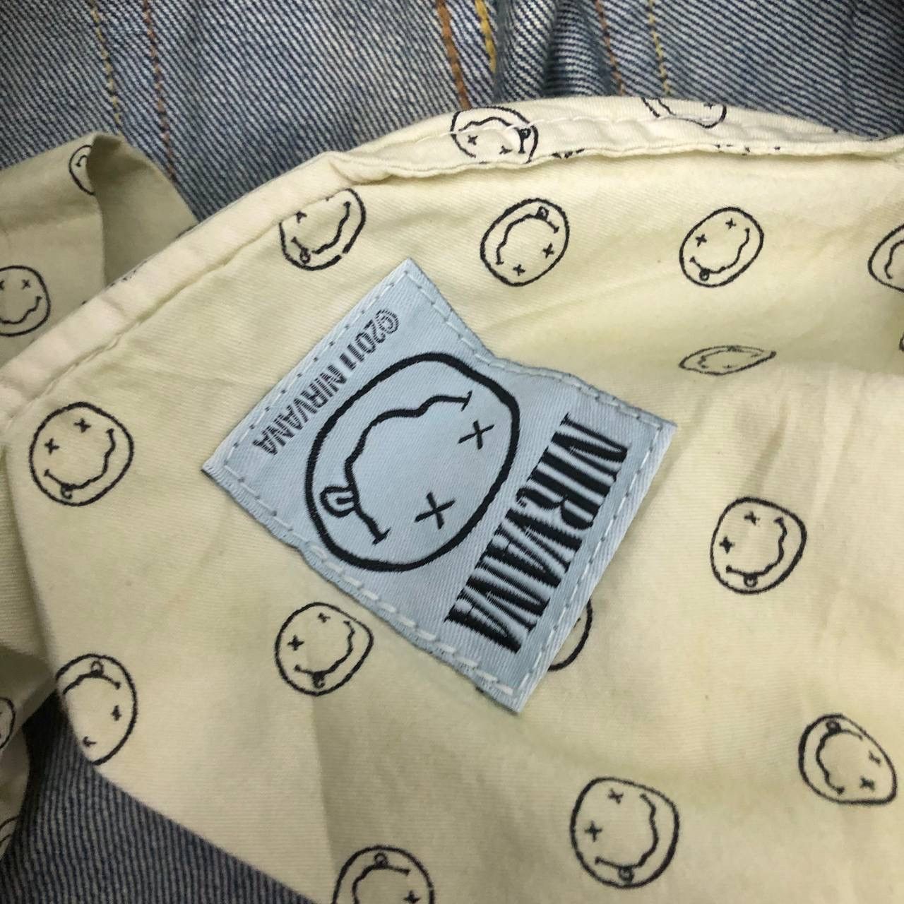 Nirvana P861. NIRVAN GRUNGE RIPPED JEANS Size US 33 - 9 Thumbnail