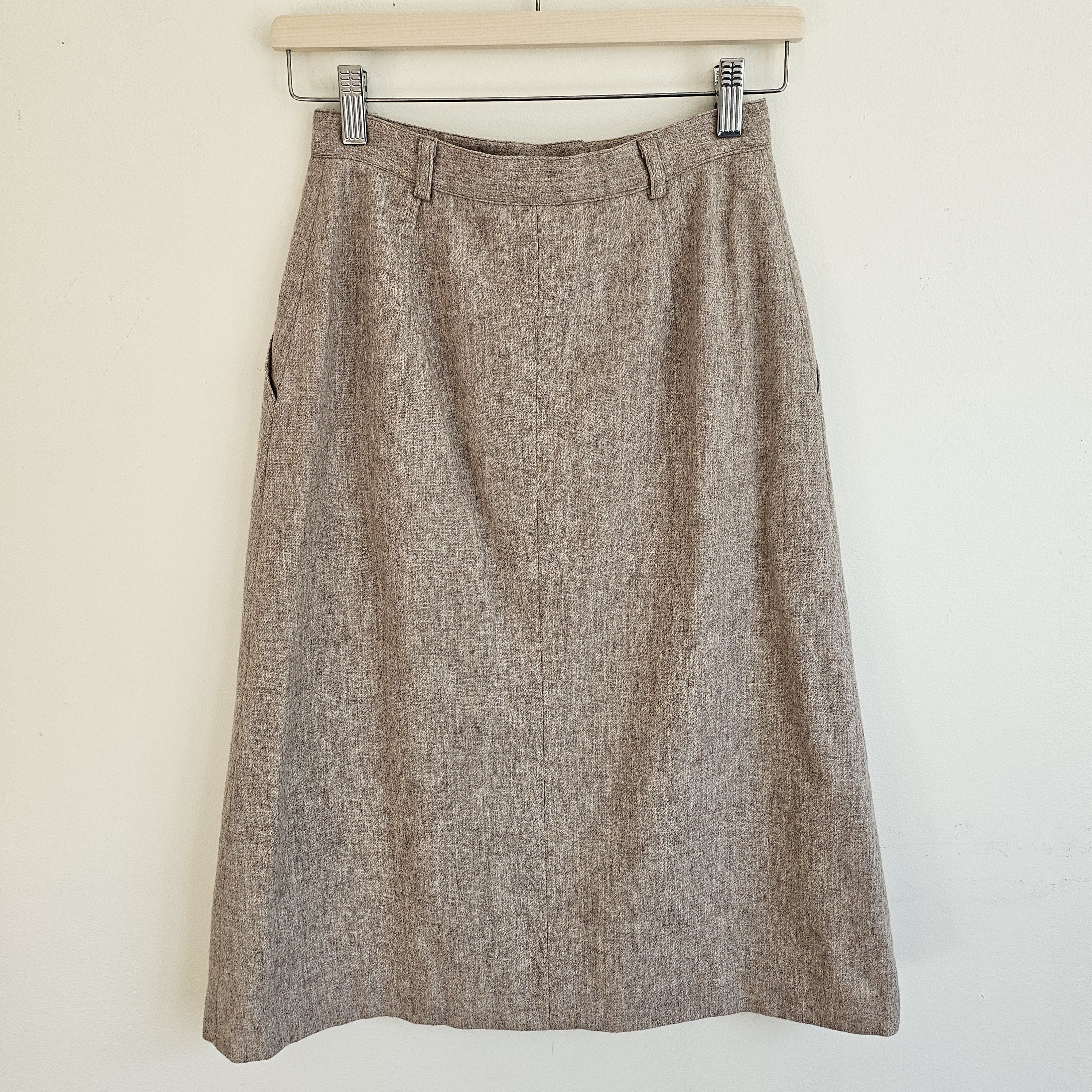 Vintage Women's 25" Vintage Classic Tailored Ivory Wool Skirt Size 25" / US 0 / IT 36 - 4 Thumbnail