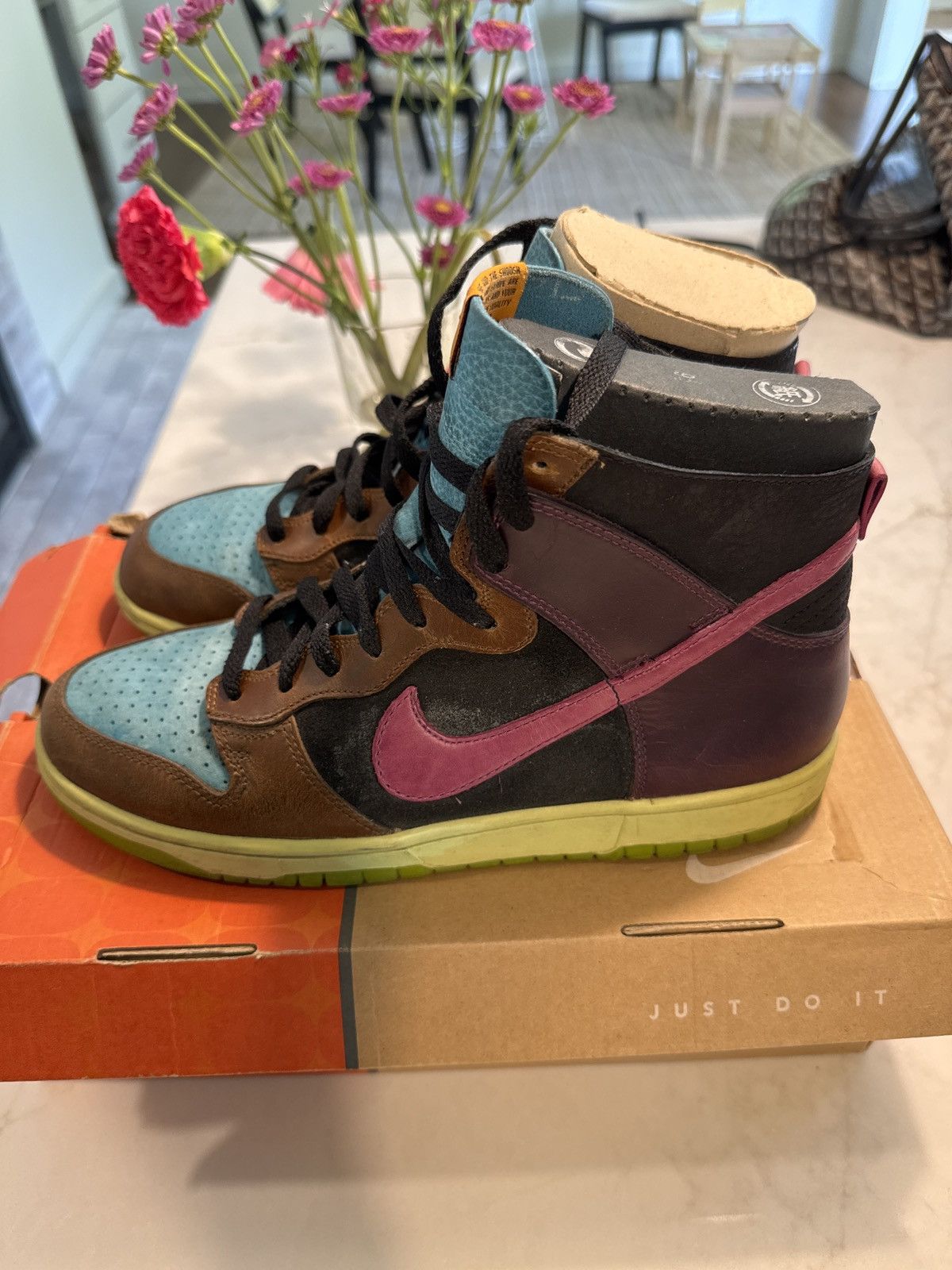 Nike × Undefeated Nike x Undefeated Dunk Hi Rare 2005 Size US 9.5 / EU 42-43 - 1 Thumbnail