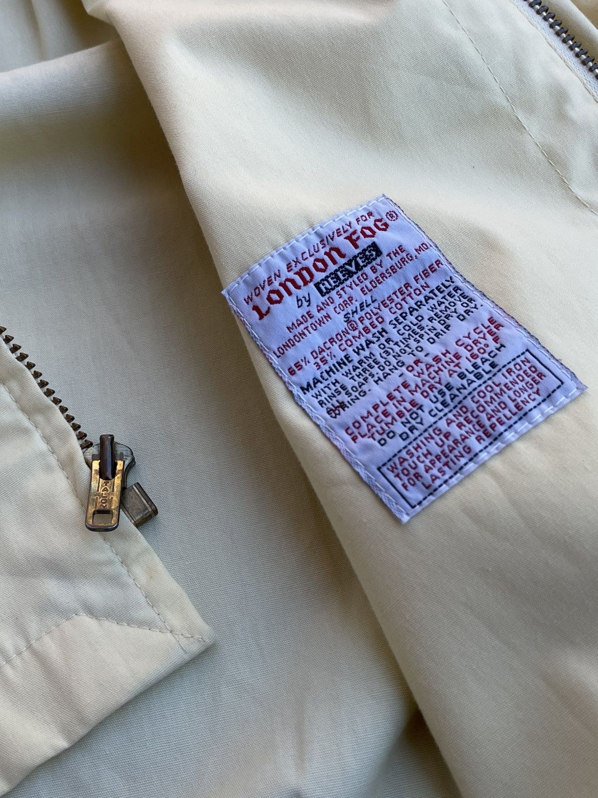 London Fog 1960s London Fog on Talon Zipper: Vintage Pastel Yellow Jack Size US M / EU 48-50 / 2 - 4 Thumbnail