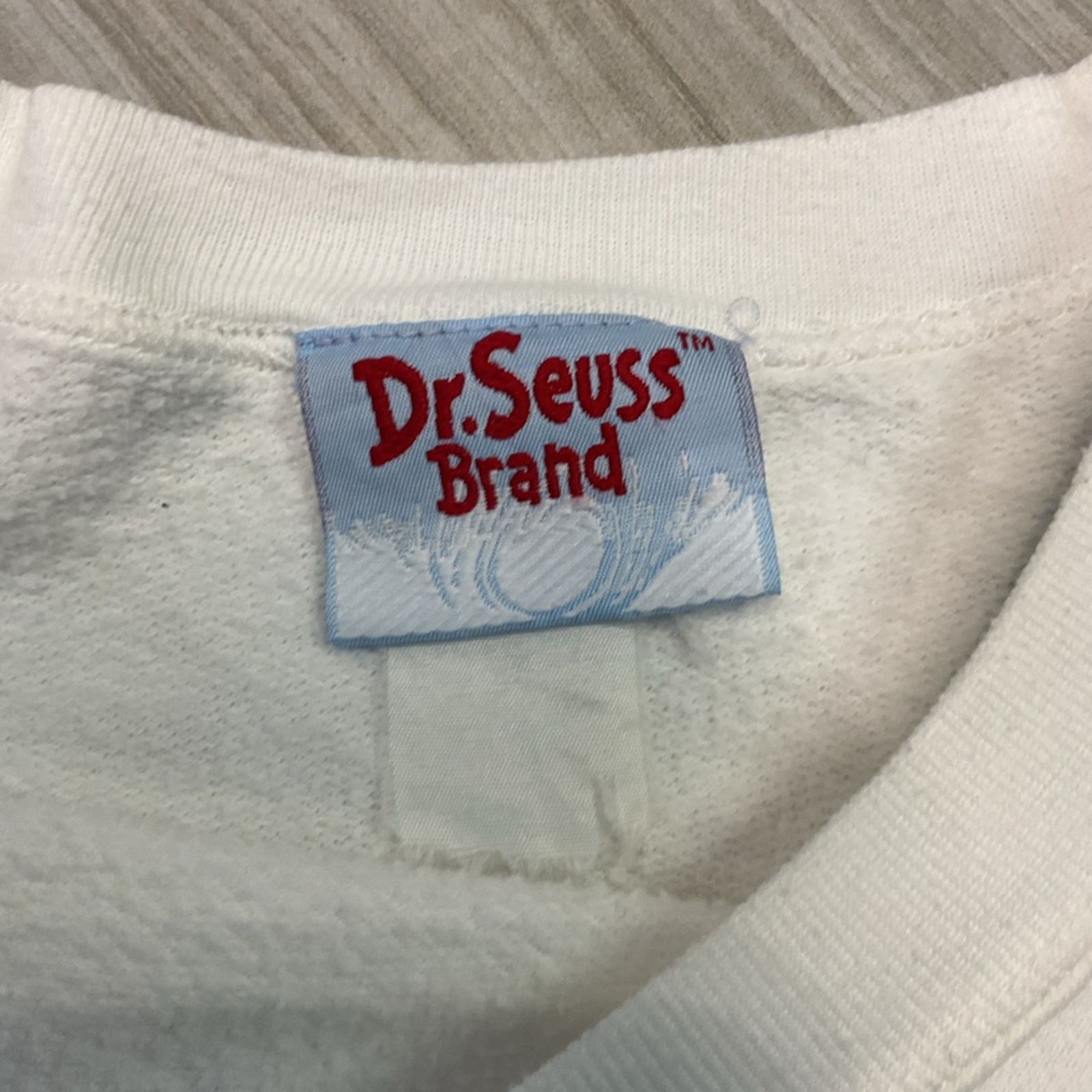 Vintage Vintage Dr. Seuss “One Fish Two Fish” Rare Sweatshirt Size US XL / EU 56 / 4 - 5 Thumbnail
