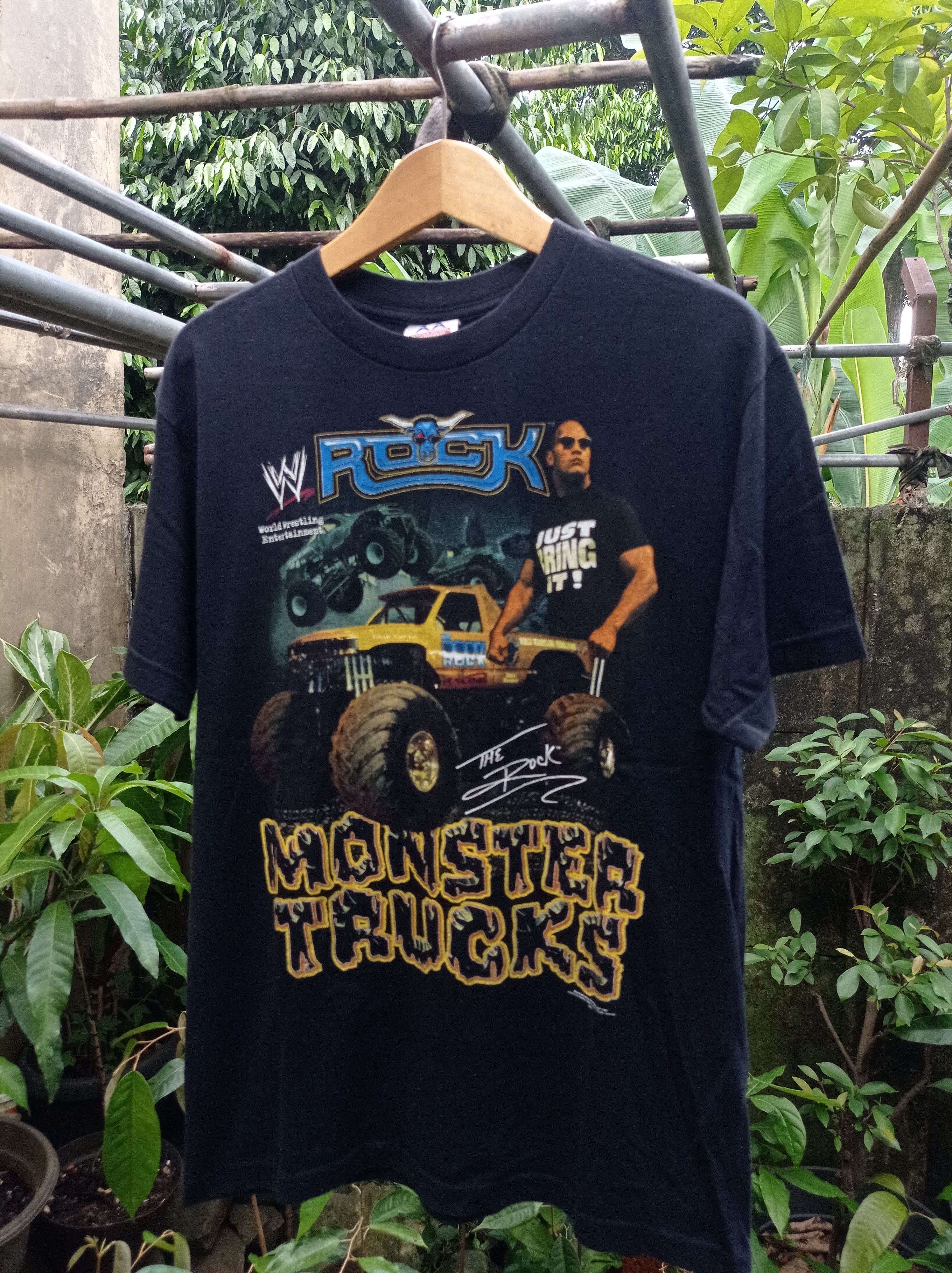 WWE Vintage y2k wwe wwf the rock monster trucks Size US M / EU 48-50 / 2 - 1 Thumbnail