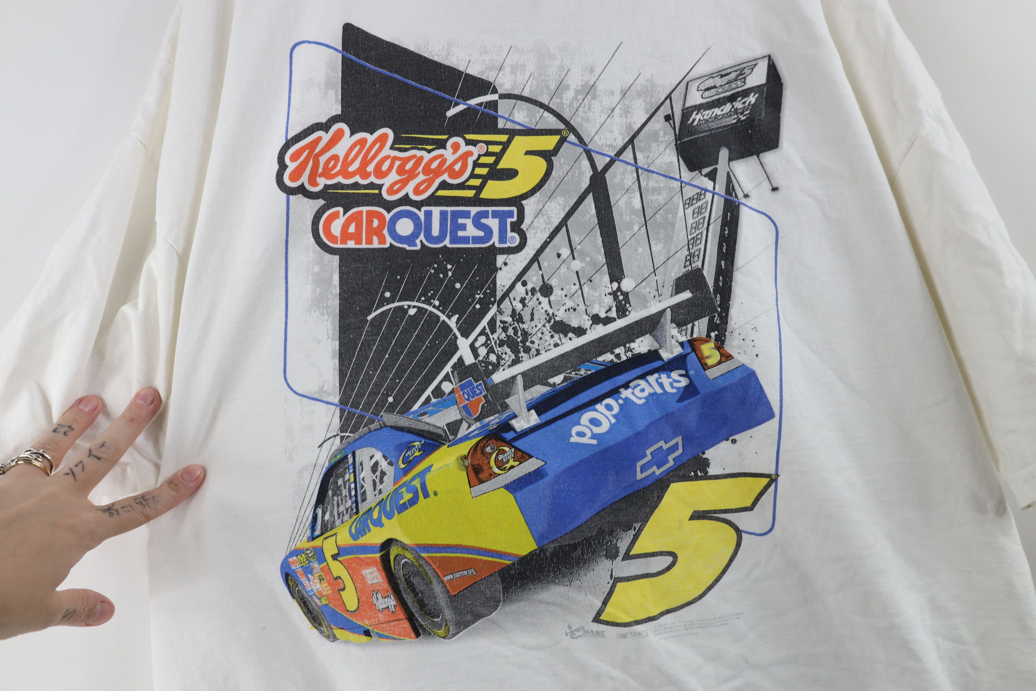 Vintage Vintage Y2K NASCAR Mark Martin Kelloggs Racing T-Shirt White Size US XXL / EU 58 / 5 - 11 Thumbnail