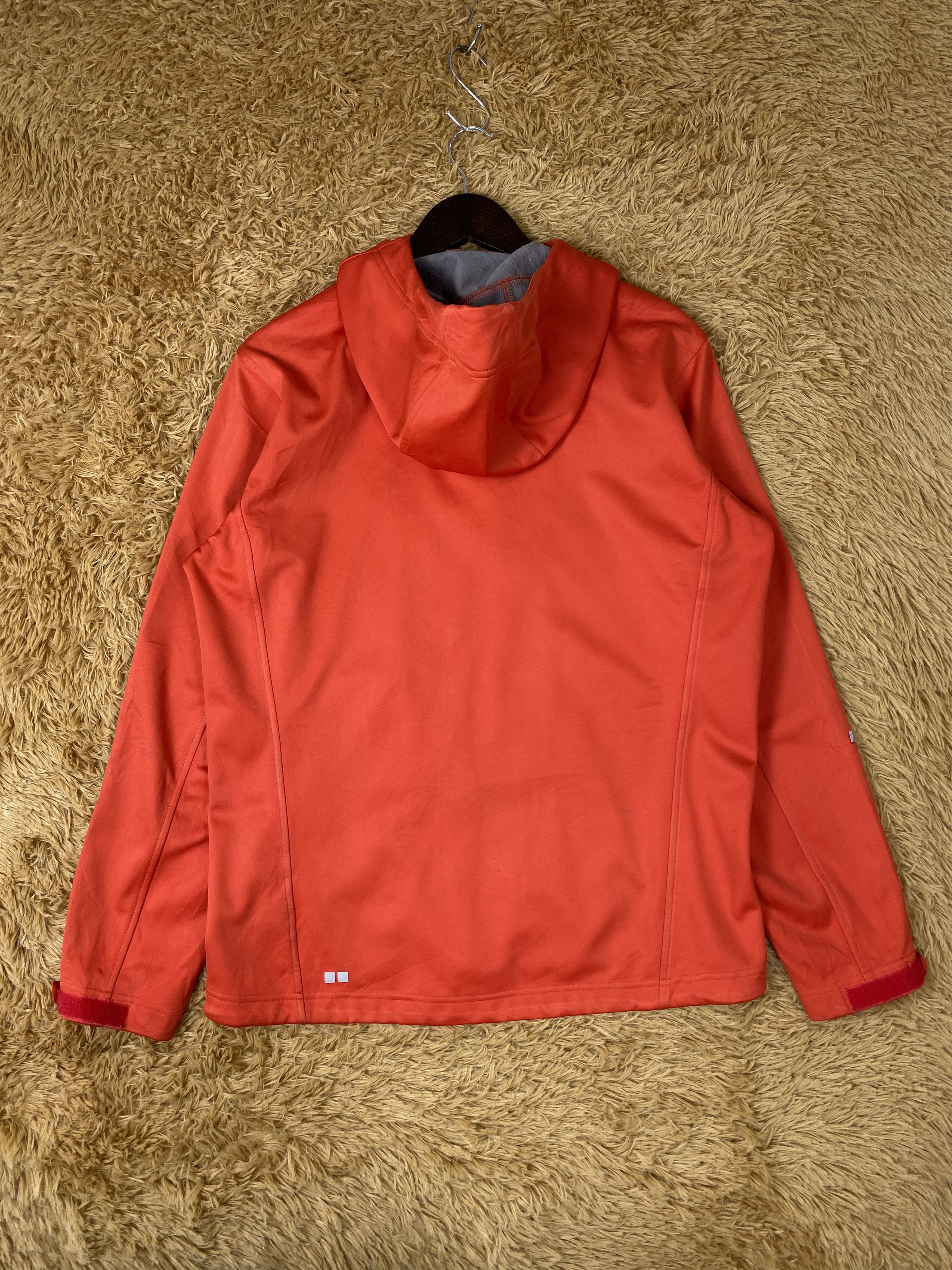 Uniqlo Vintage Uniqlo Hoodie Fleece Lining Jacket J2000 Size US S / EU 44-46 / 1 - 6 Thumbnail