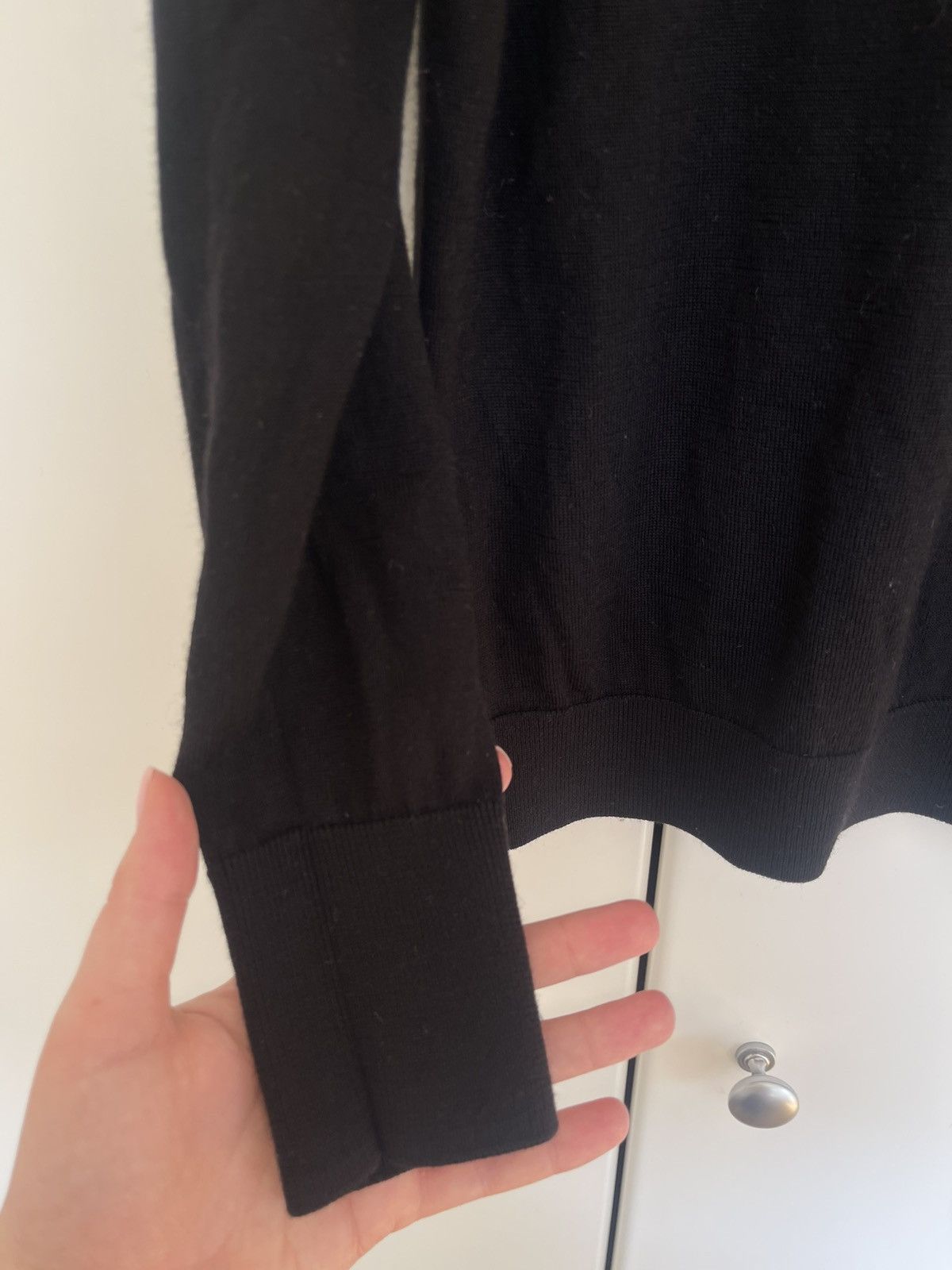 Cos Black 100% wool jumper / pullover Size US S / EU 44-46 / 1 - 3 Thumbnail