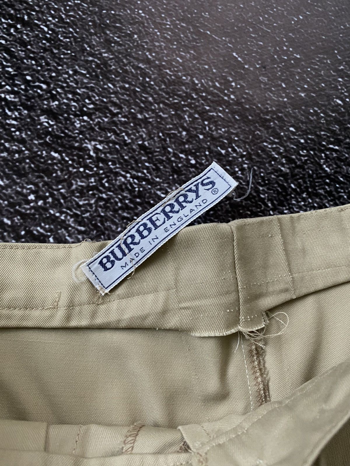 Burberry Vintage Burberrys Beige Nova Check shorts Size 34" / US 12 / IT 48 - 8 Thumbnail