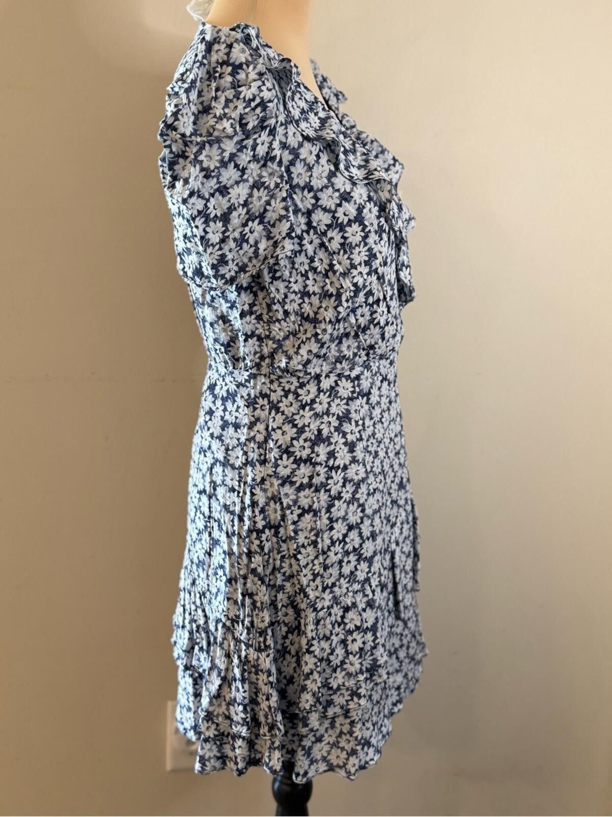 Other Sadie & Sage floral mini dress blue & white ruffled SZ SM Size S / US 4 / IT 40 - 2 Thumbnail