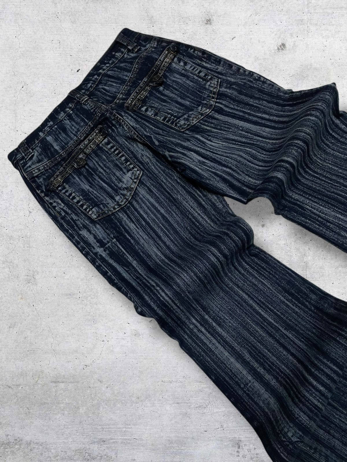 Tornado Mart VINTAGE SUNROSE JAPAN DESIGNER 90S OG TRIBAL FLARED DENIM Size US 29 - 14 Thumbnail
