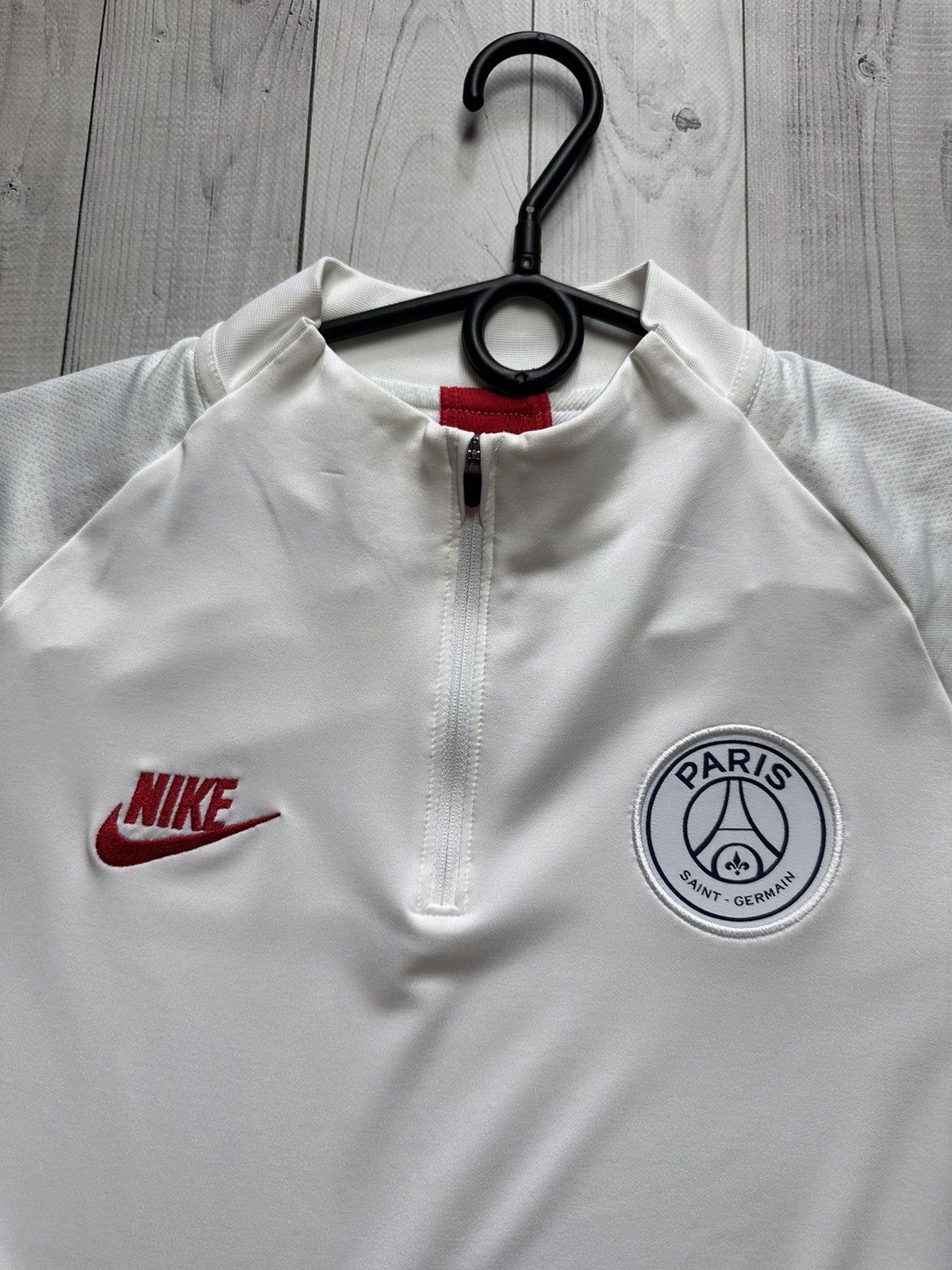 Nike Nike PSG Paris soccer sweatshirt logo white size M Size US M / EU 48-50 / 2 - 4 Thumbnail