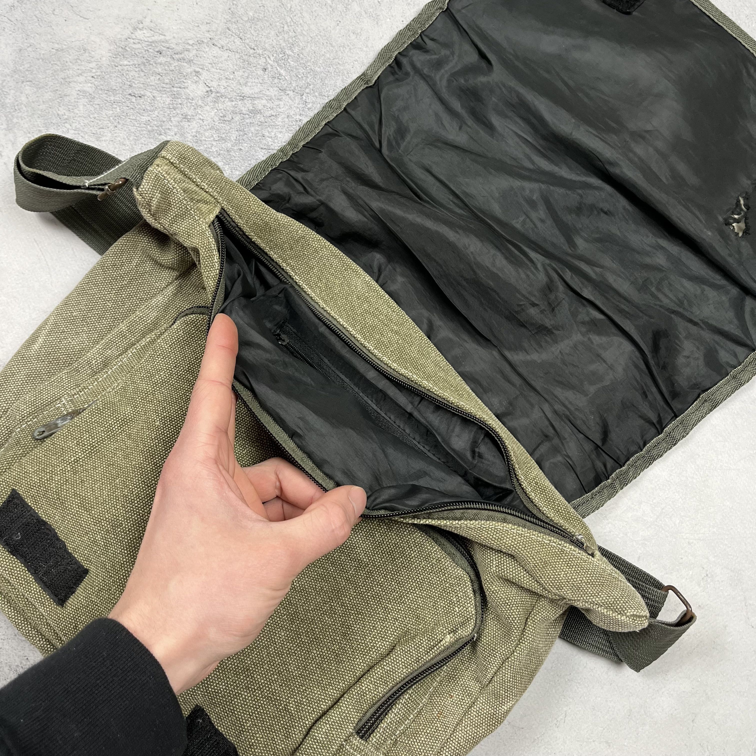 Diesel Vintage Diesel Military Y2K Crossbody Bag 2000’s Size ONE SIZE - 15 Thumbnail
