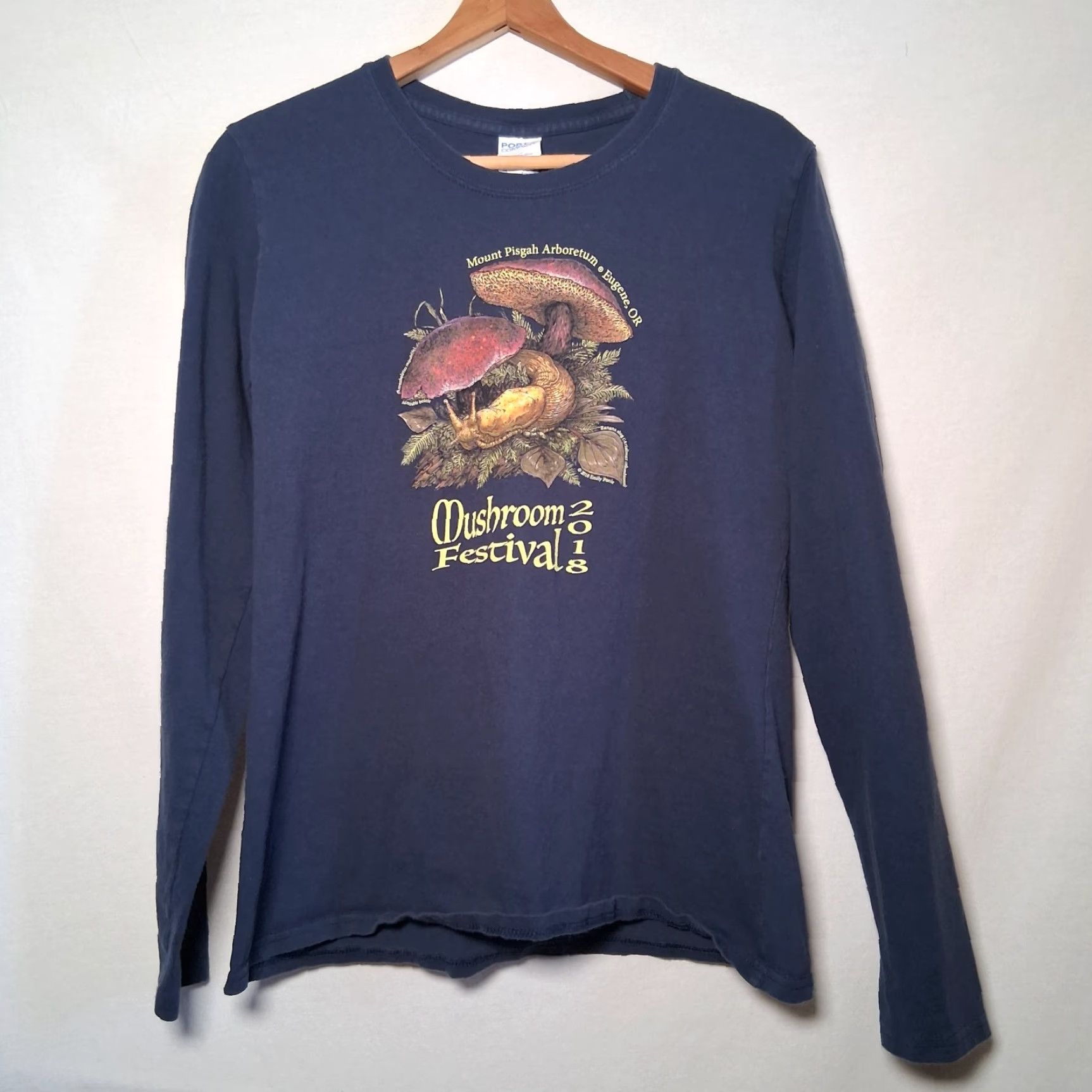 Port & Company Mount Pisgah Arboretum Mushroom Festival Shirt Long Sleeve Women M Blue Port & Company Cute Graphic Mushroom Oregon Eugene 2018 Size M / US 6-8 / IT 42-44 - 3 Thumbnail