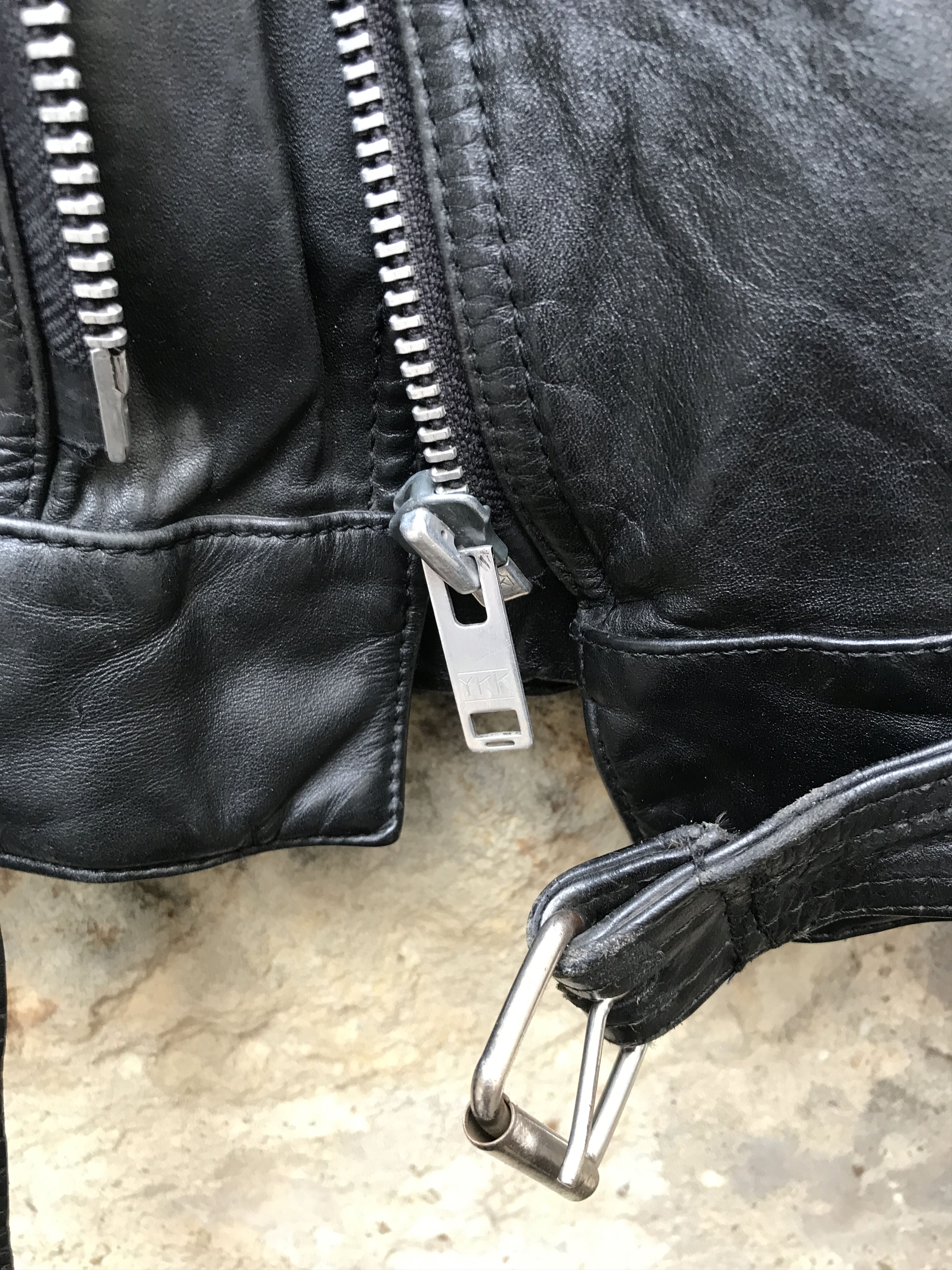 Vintage Rare Vintage 70s Sporty fit Twin Track Leather Biker Jacket Size US L / EU 52-54 / 3 - 13 Thumbnail