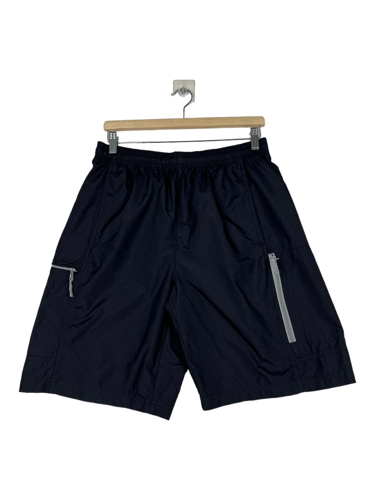 Foot Locker 🔥 FOOT LOCKER SHORT PANT Size US 30 / EU 46 - 2 Thumbnail