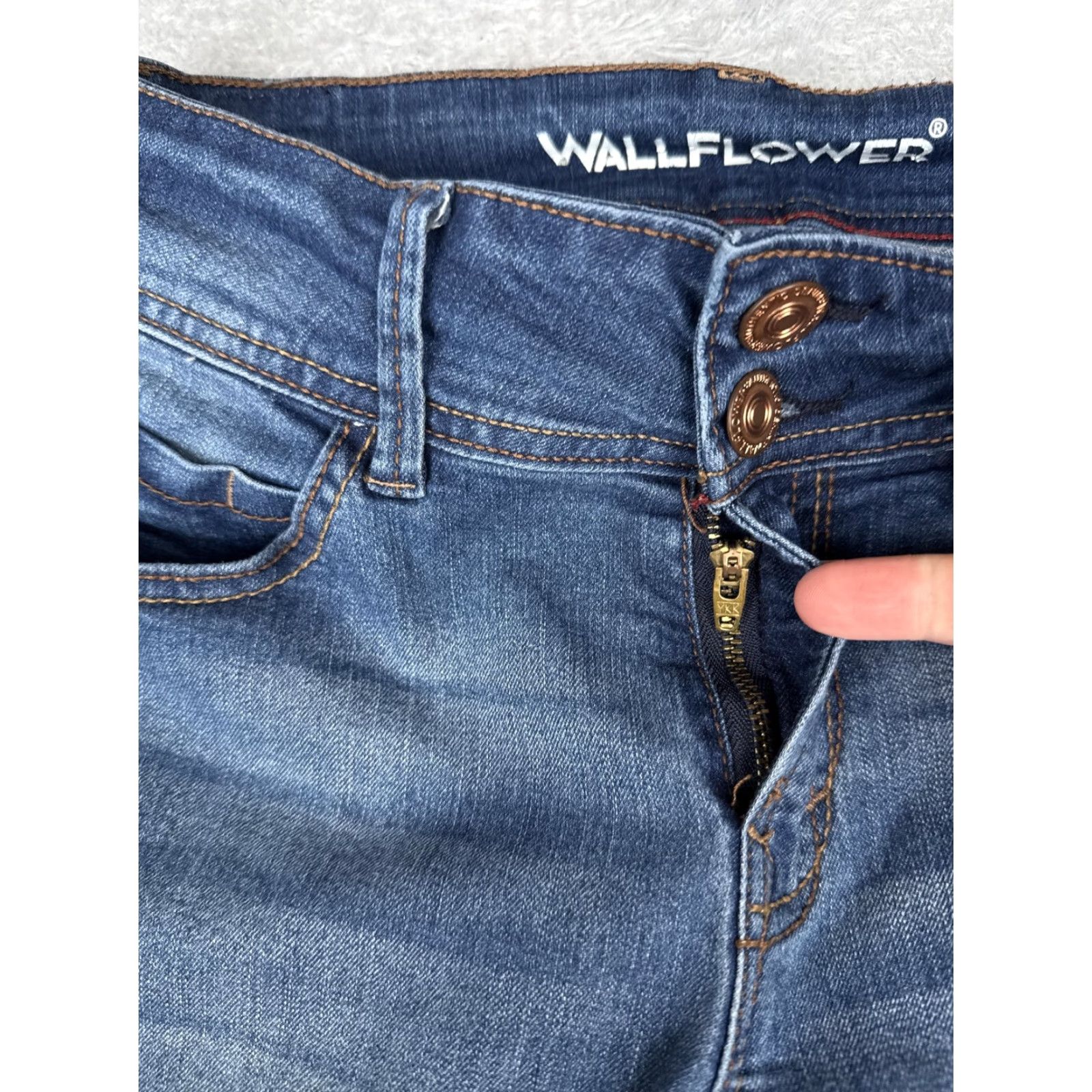 Vintage WallFlower Jeans Juniors 9 Blue Mid Rise Bootcut Stretch Denim Medium Wash 28x30 Size 30" / US 8 / IT 44 - 5 Thumbnail