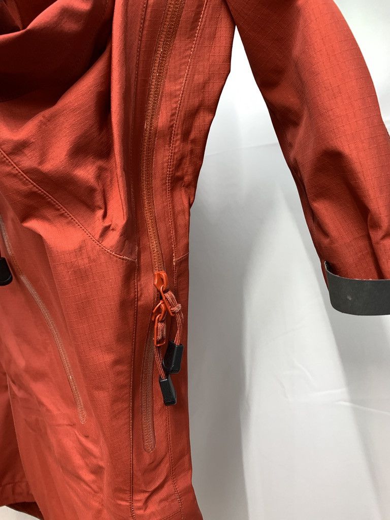 Arc'teryx ARCTERYX Theta SV Vintage 2004 Gore Tex XCR Jacket Size S / US 4 / IT 40 - 7 Thumbnail
