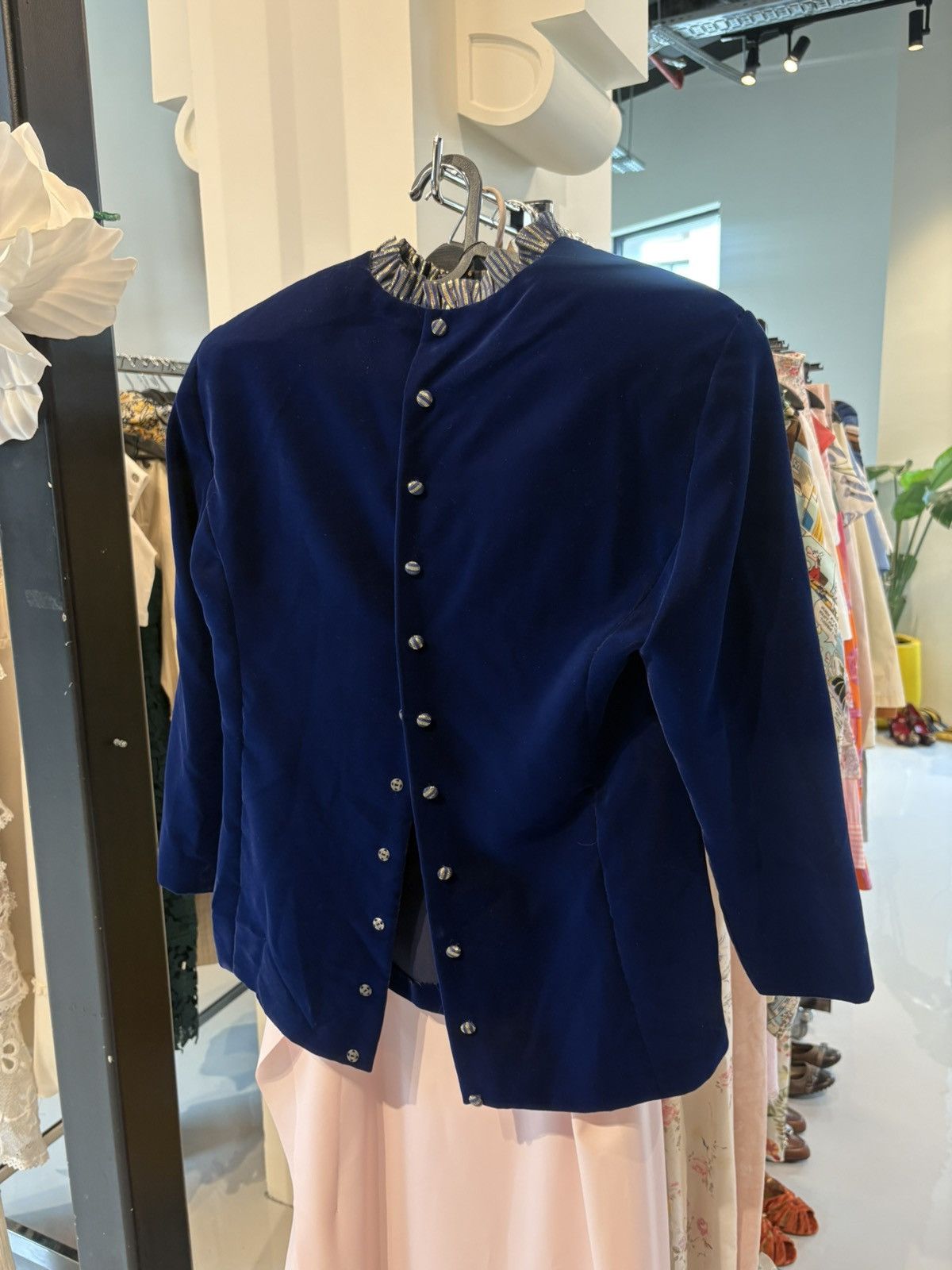 Vintage 80’s velvet blazer Size M / US 6-8 / IT 42-44 - 9 Thumbnail
