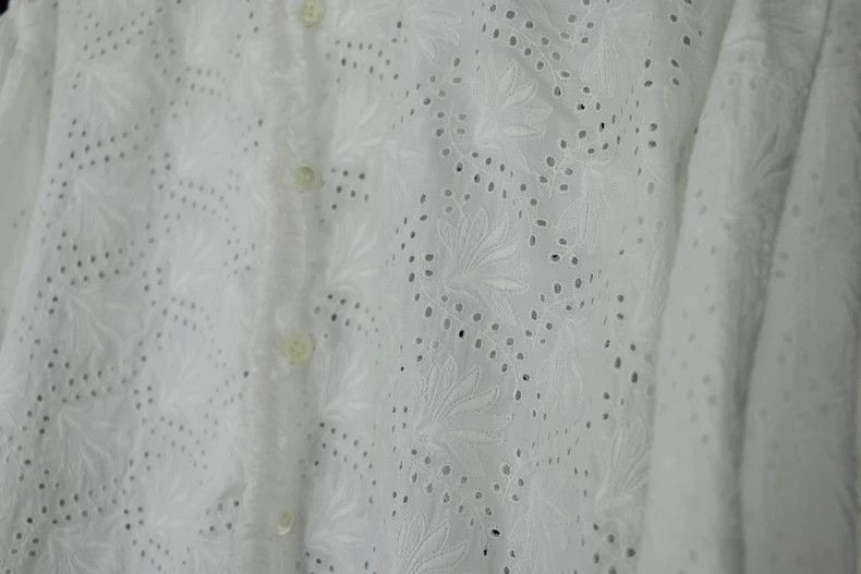 Comme des Garcons Comme Des Garcons Cute Embroidered Shirt Size M / US 6-8 / IT 42-44 - 4 Thumbnail