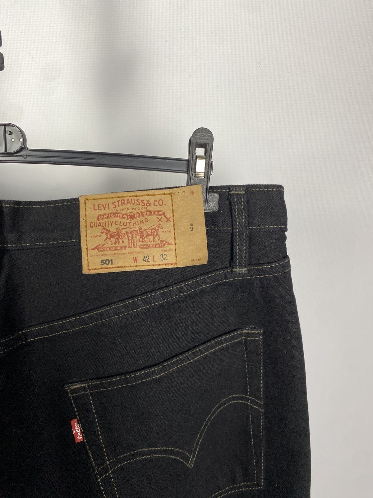 Levi's × Levi's Vintage Clothing Rare Vintage 80s NWT 42x32 V stitch USA Levi’s Pants Size US 42 / EU 58 - 9 Thumbnail