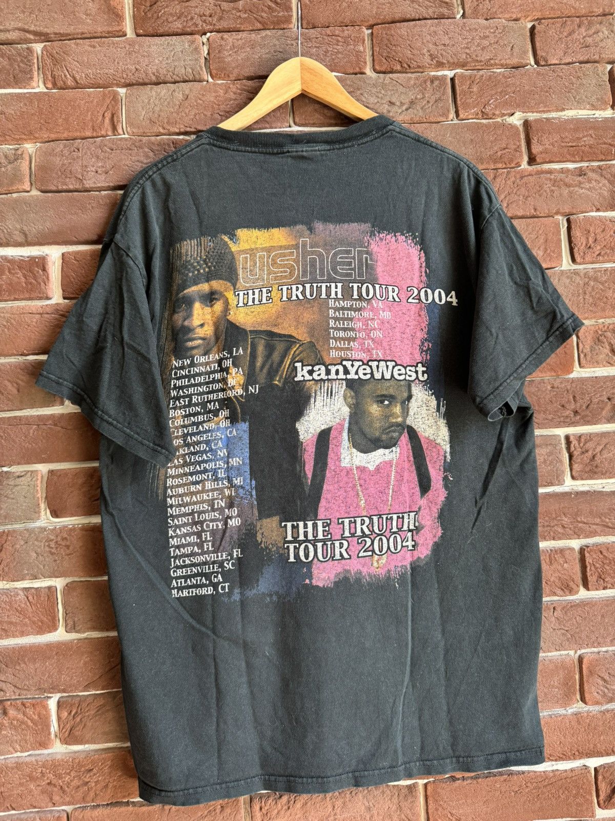 Vintage Vintage 2004 Usher and Kanye West The Truth Tour Rap Tee Size US L / EU 52-54 / 3 - 9 Thumbnail