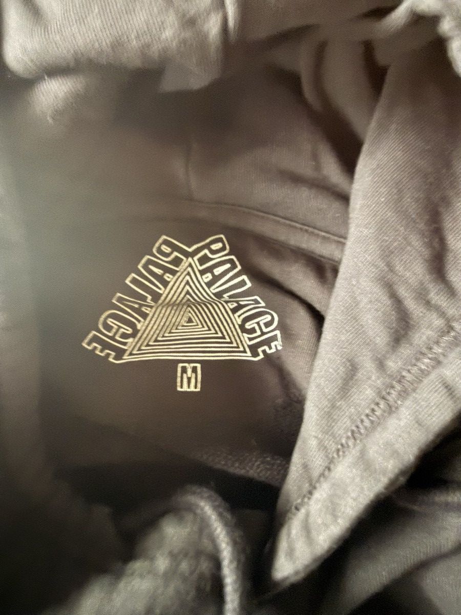 Palace Palace Signature Hood Size US M / EU 48-50 / 2 - 5 Thumbnail
