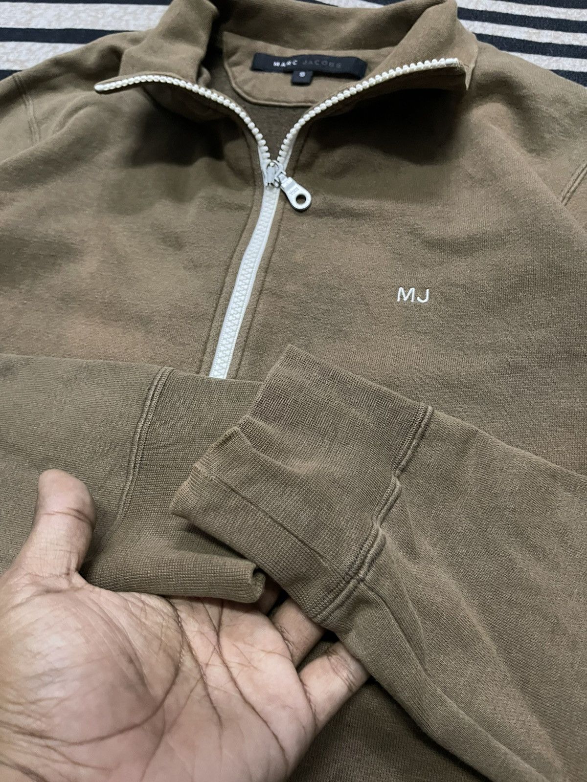 Marc Jacobs 90s MARC JACOBS SUN FADED ZIPPER UP SWEATER Size S / US 4 / IT 40 - 10 Thumbnail