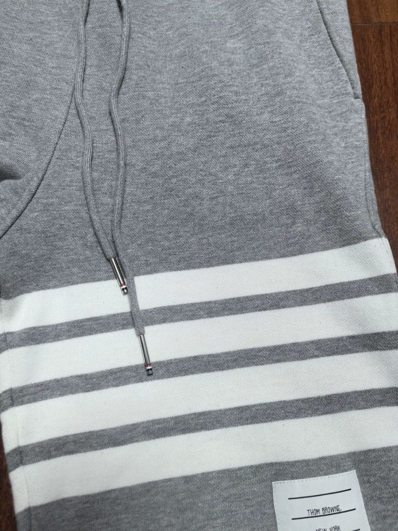 Thom Browne Thom Browne size1 Classic shorts Size US 28 / EU 44 - 6 Thumbnail