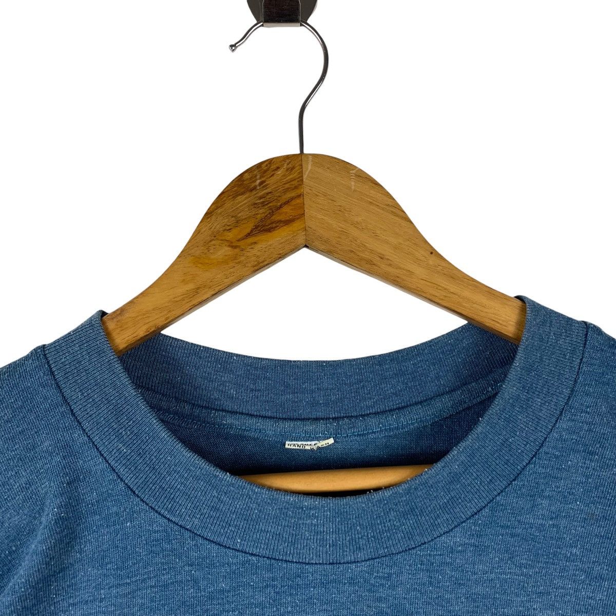 Other Vintage 90s TOWN & COUNTRY big back hit Surfing tee Size US M / EU 48-50 / 2 - 5 Thumbnail