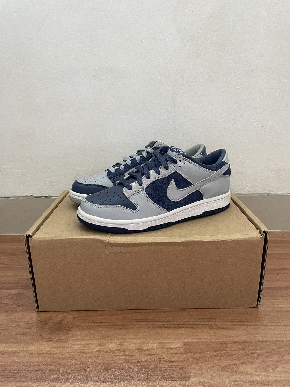 Nike Nike Dunk Atmos JP.Co Mismatched Navy Grey Size US 9 / EU 42 - 3 Thumbnail