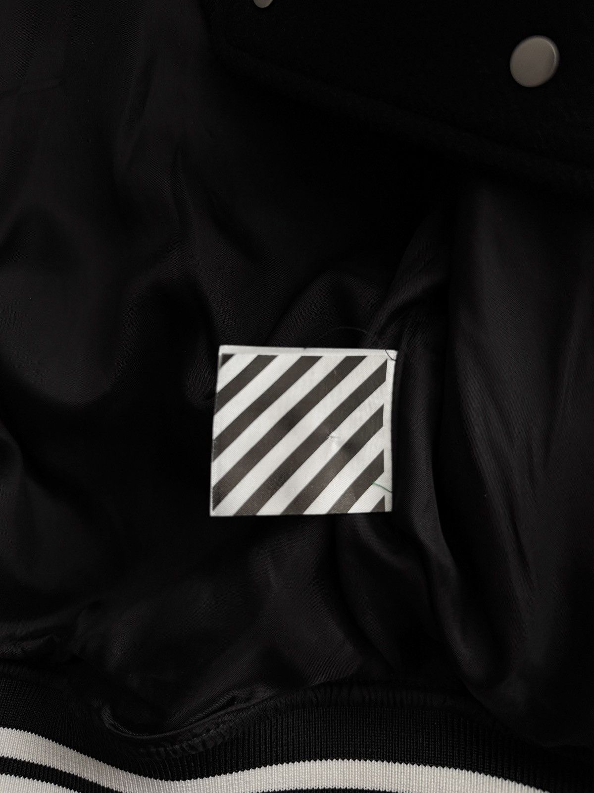 Off-White ARCHIVAL! Off-White Striped-sleeves Bomber Jacket Size US S / EU 44-46 / 1 - 8 Thumbnail