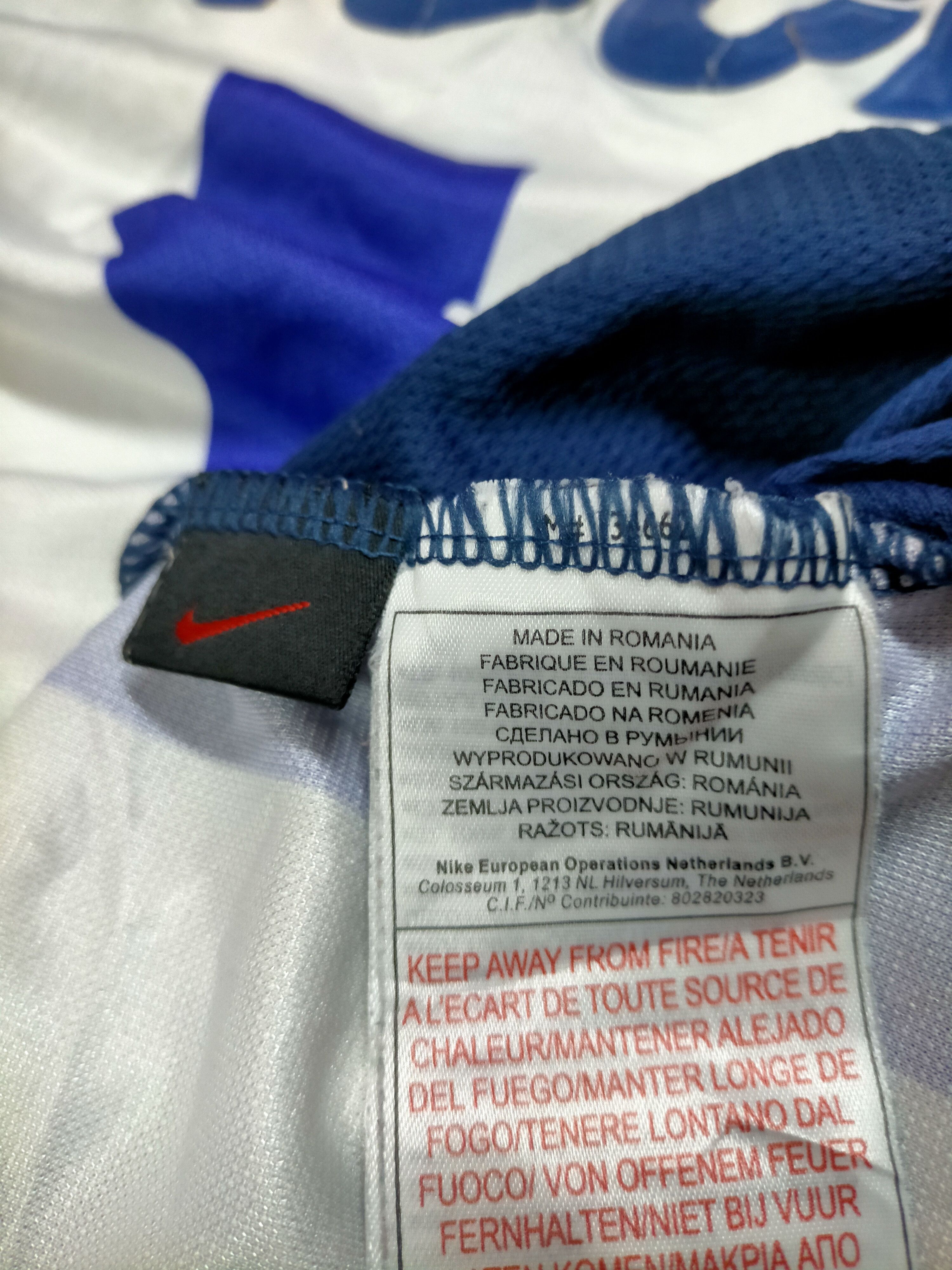 Nike Vtg 2002 Hertha Berlin Home football Shirt Size US L / EU 52-54 / 3 - 15 Thumbnail