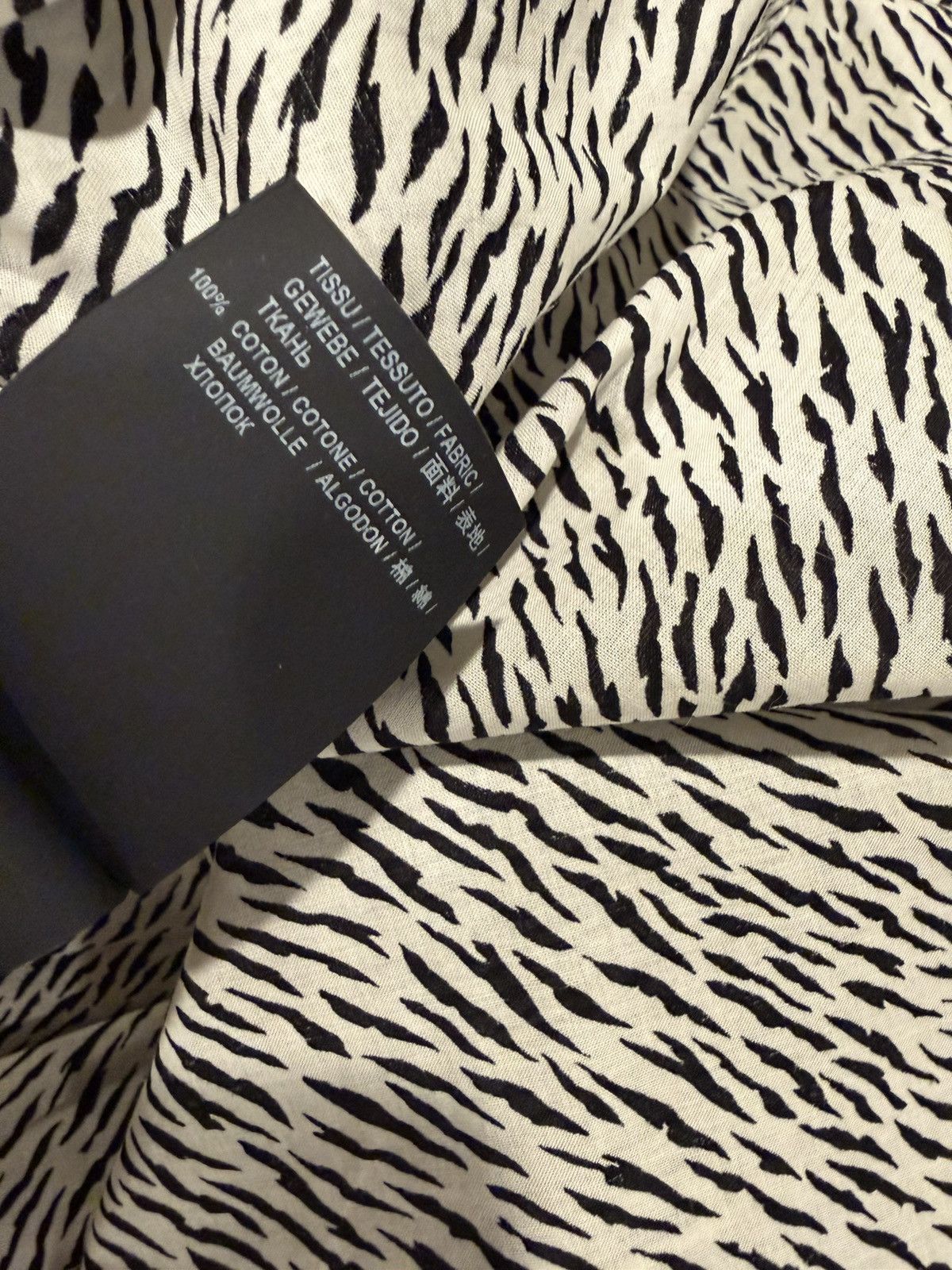 Saint Laurent Paris Saint Laurent men zebra print shirt. 17/43/XL. $890 Size US XL / EU 56 / 4 - 2 Thumbnail
