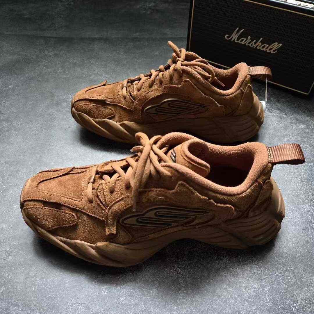 Balenciaga Balenciaga Suede Brown Lowtop Sneakers 37 Women Size US 6.5 / IT 36.5 - 1 Thumbnail