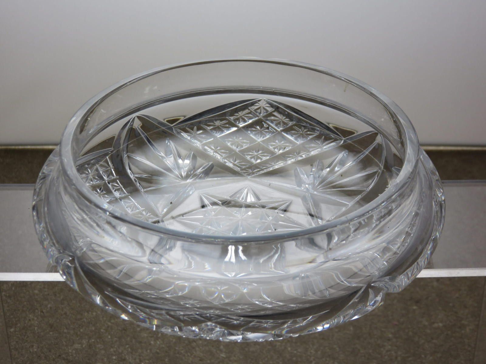 The Unbranded Brand Hand Cut Lead Crystal Storage Round Trinket Box 2 1/2" Size ONE SIZE - 4 Thumbnail